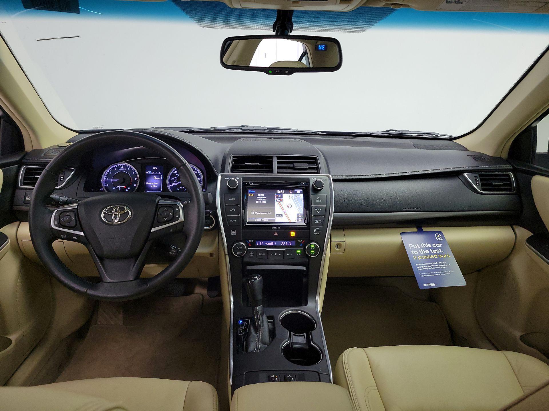 Thumbnail: 2017 Toyota Camry - 9