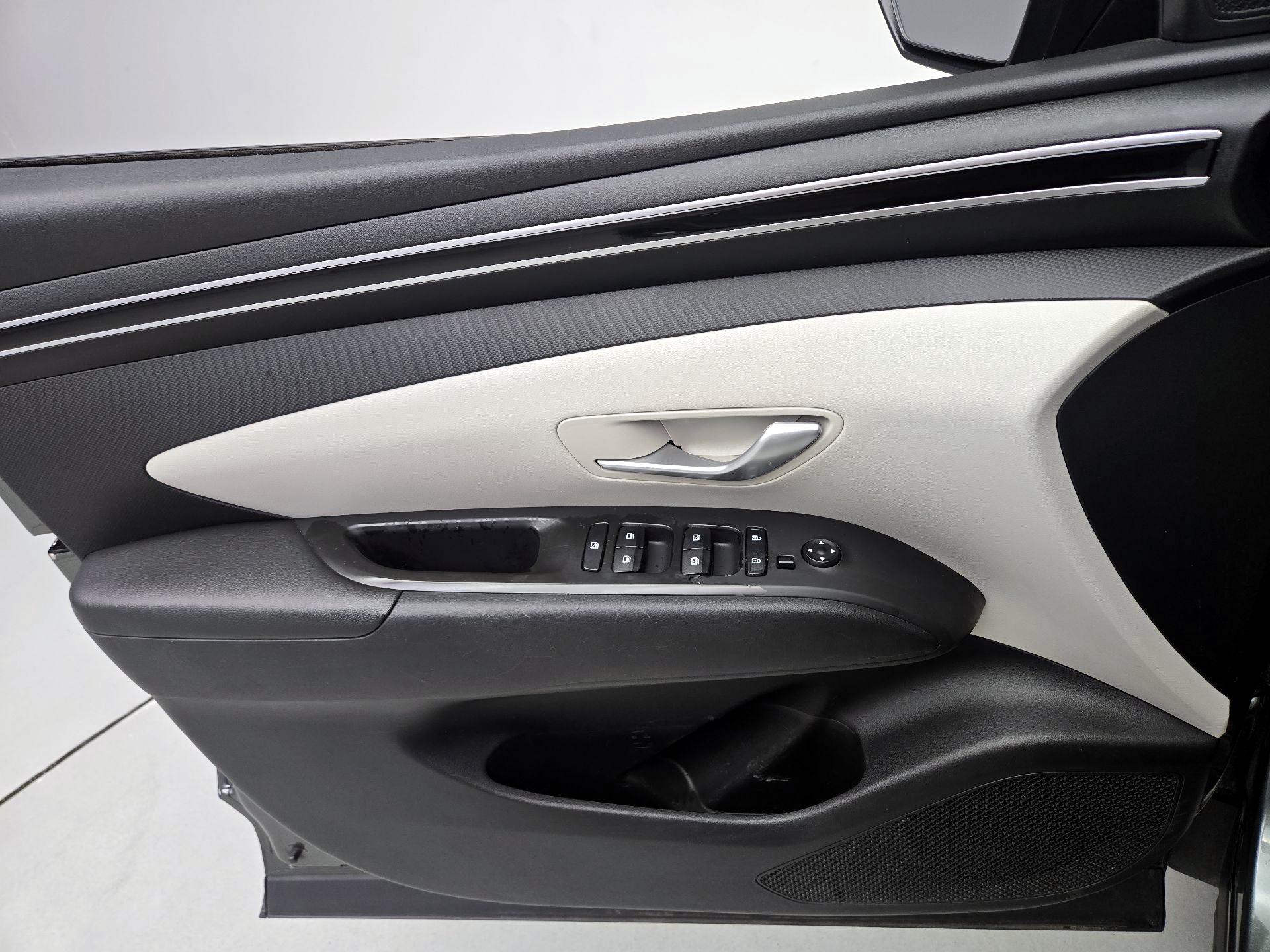 Thumbnail: 2022 Hyundai Tucson - 12