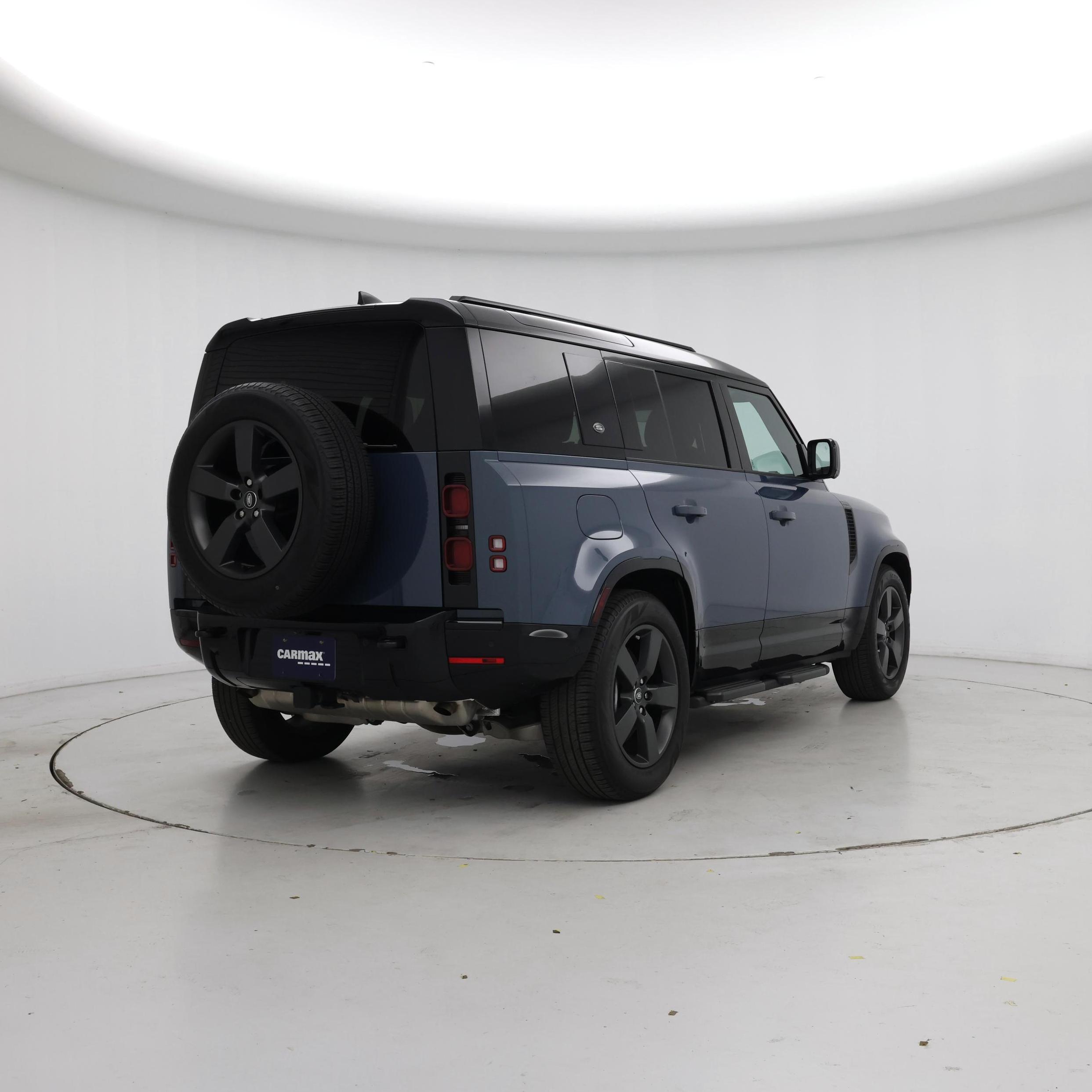 Thumbnail: 2024 Land Rover Defender - 8