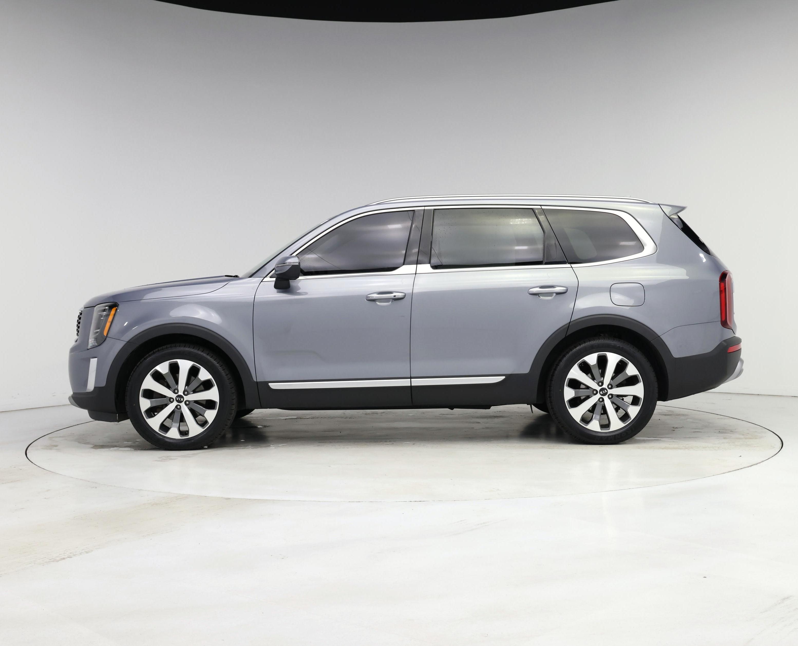 Thumbnail: 2020 Kia Telluride - 3