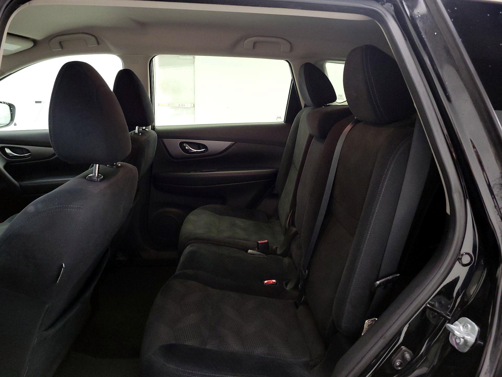 Thumbnail: 2015 Nissan Rogue - 19