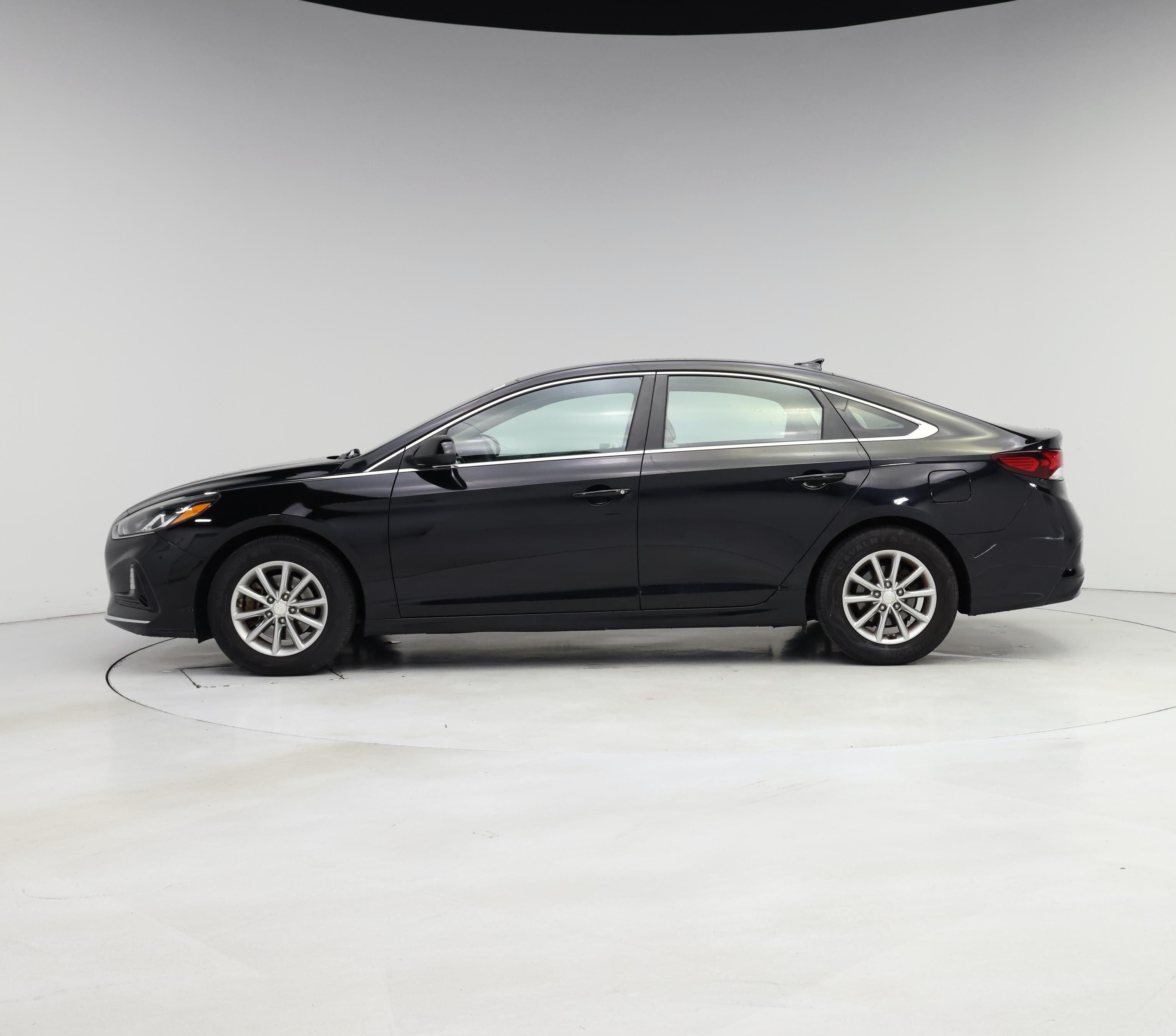 Thumbnail: 2018 Hyundai Sonata - 3