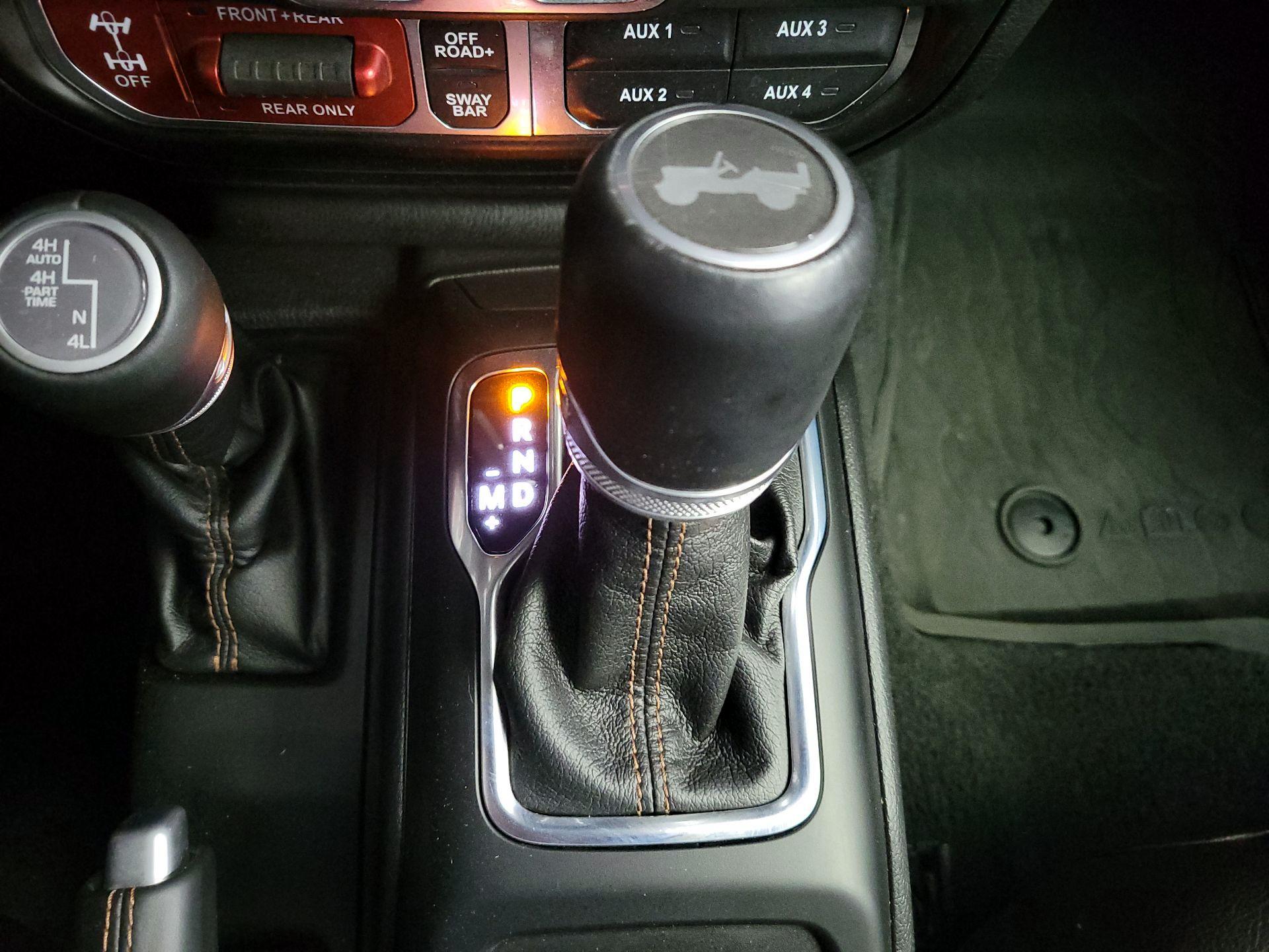 Thumbnail: 2021 Jeep Wrangler - 18