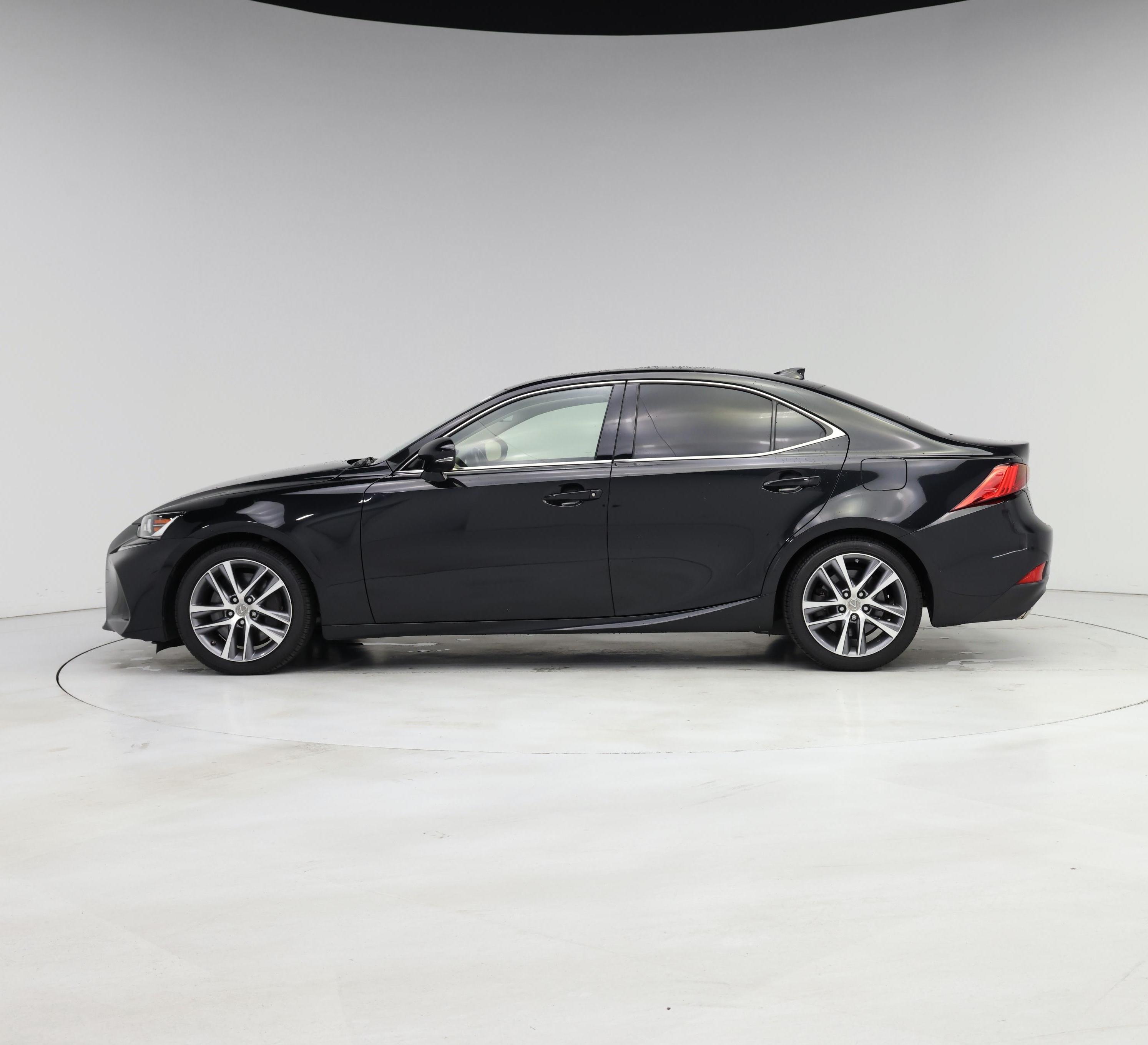 Thumbnail: 2020 Lexus IS - 3