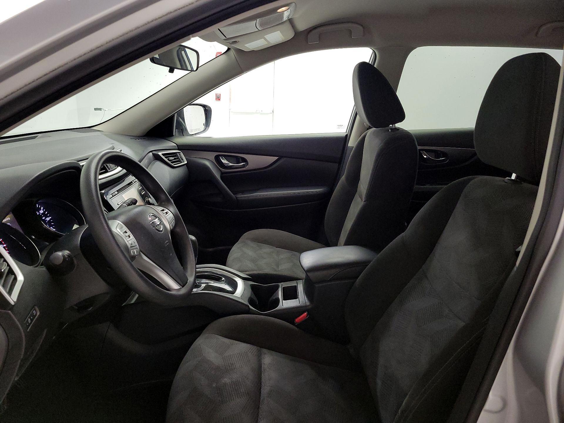 Thumbnail: 2015 Nissan Rogue - 11