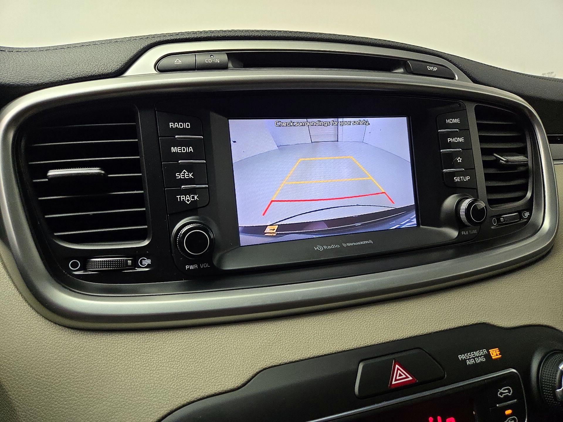 Thumbnail: 2019 Kia Sorento - 14
