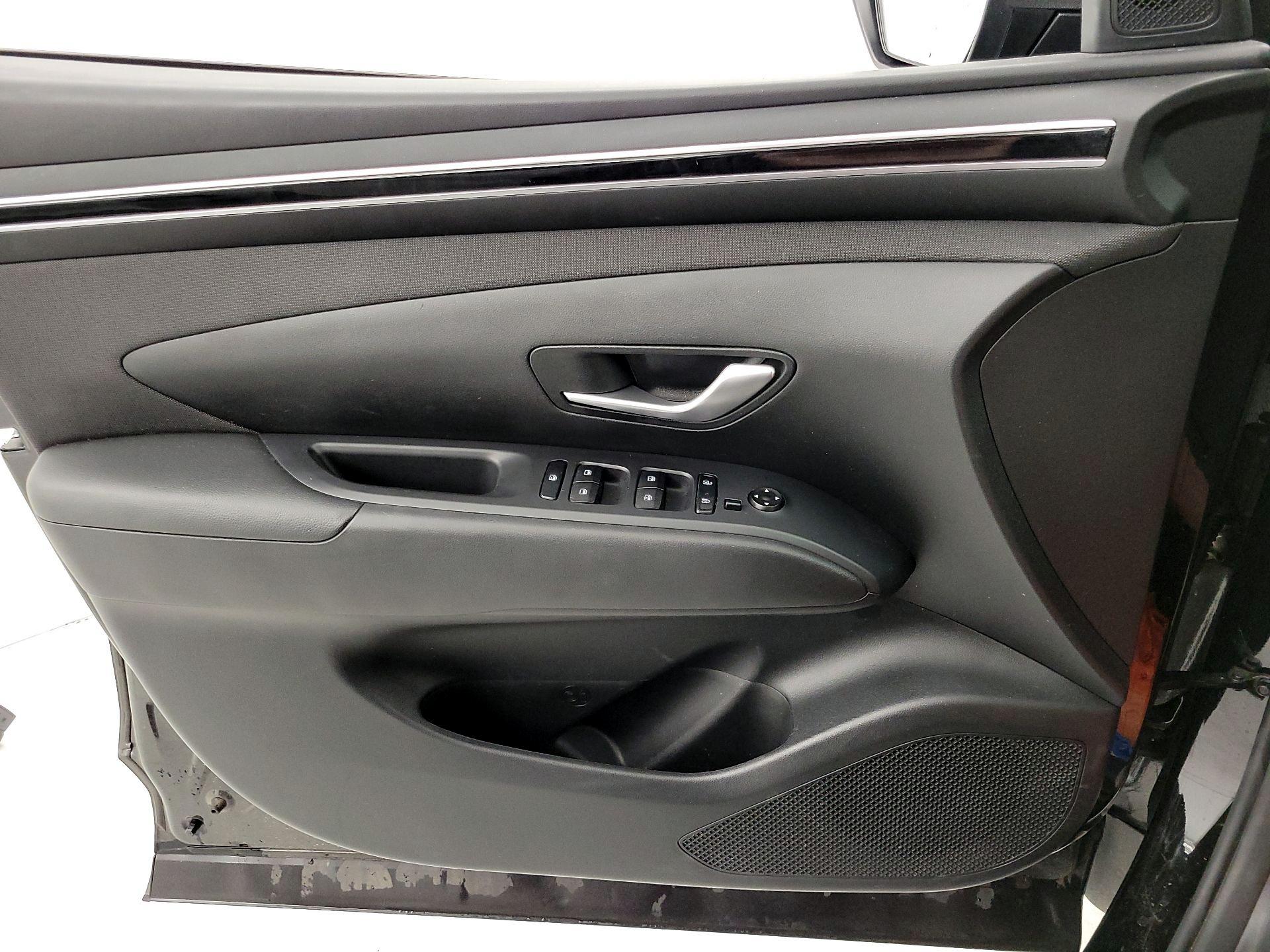 Thumbnail: 2023 Hyundai Tucson - 12
