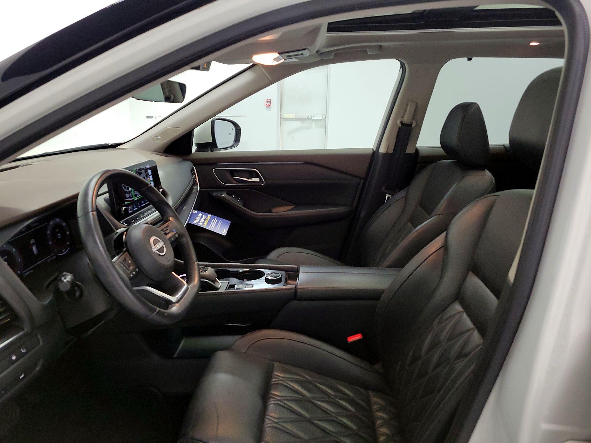 Thumbnail: 2022 Nissan Rogue - 11