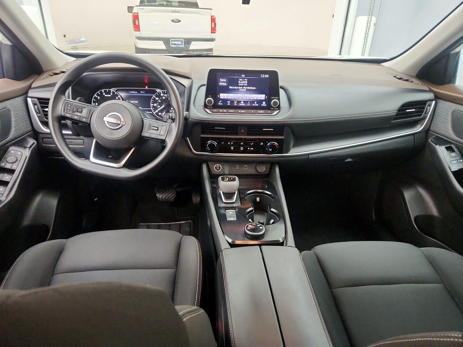 Thumbnail: 2023 Nissan Rogue - 9