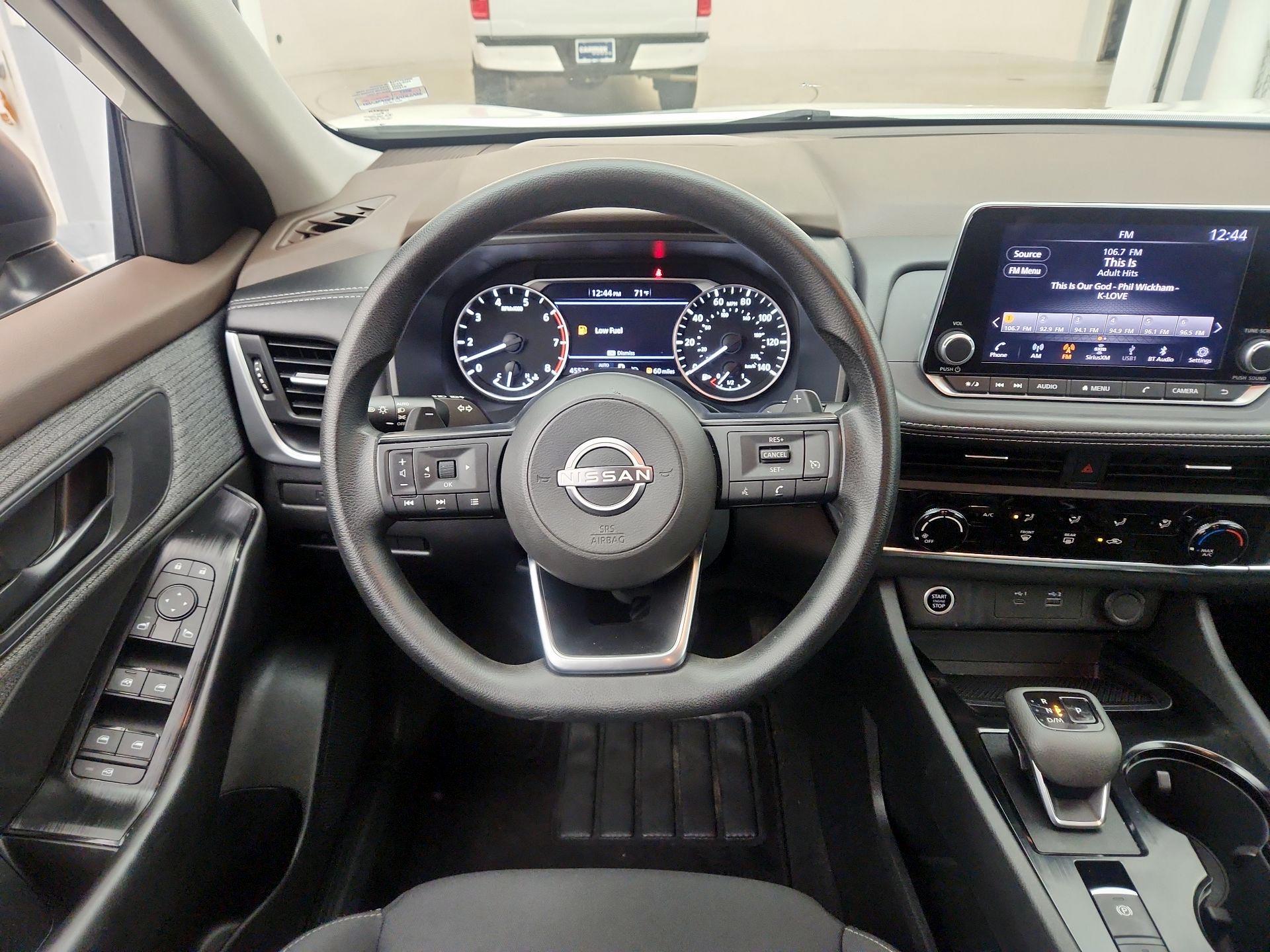 Thumbnail: 2023 Nissan Rogue - 10
