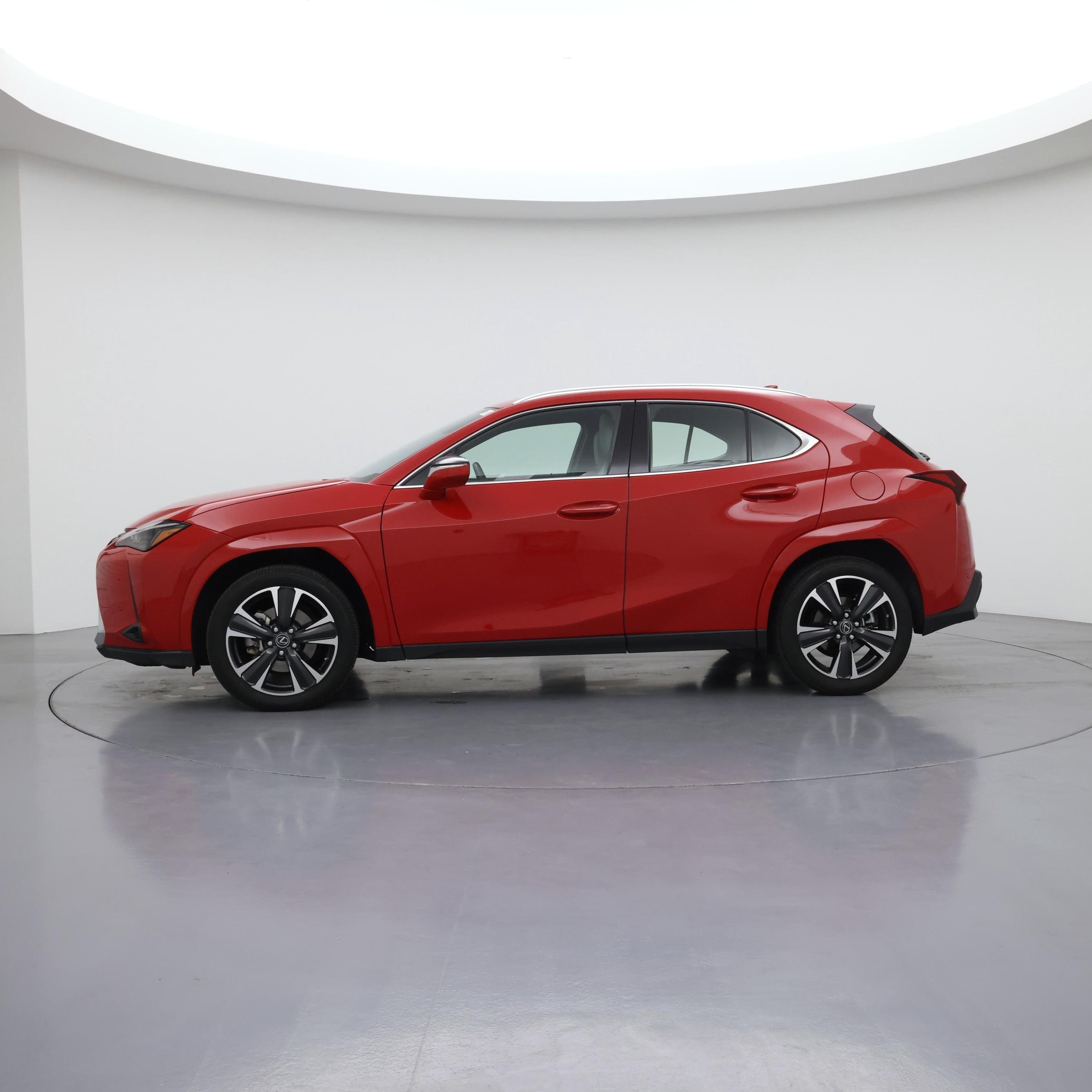 Thumbnail: 2024 Lexus UX - 3