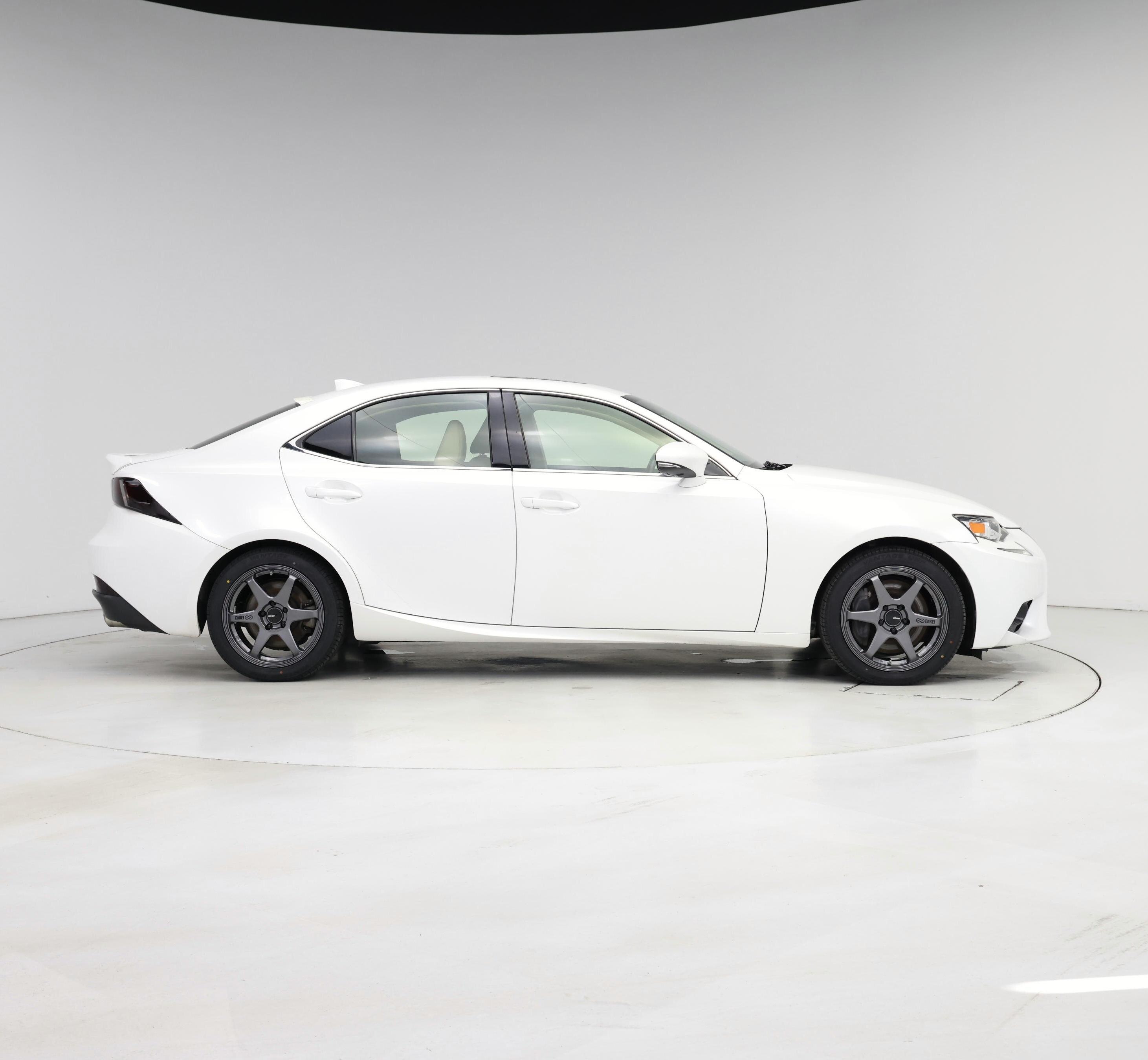 Thumbnail: 2016 Lexus IS - 7