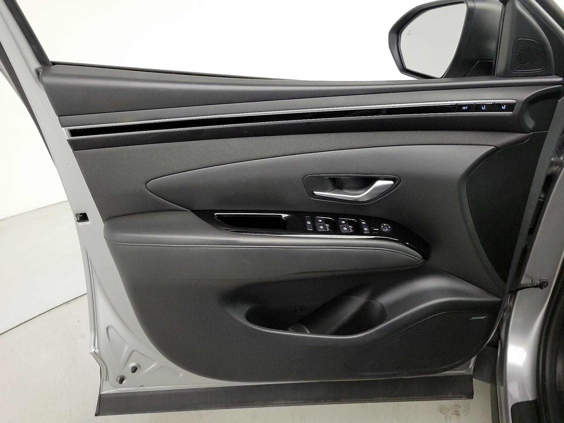 Thumbnail: 2022 Hyundai Tucson - 12
