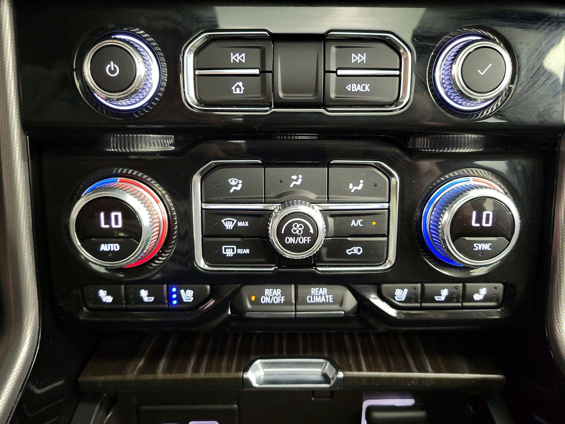 Thumbnail: 2023 GMC Yukon - 17
