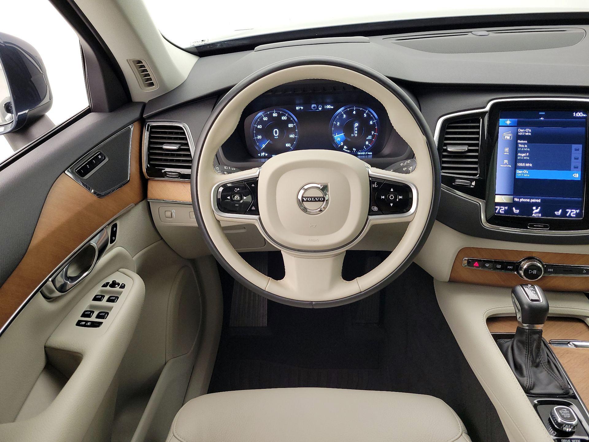 Thumbnail: 2021 Volvo XC90 - 10