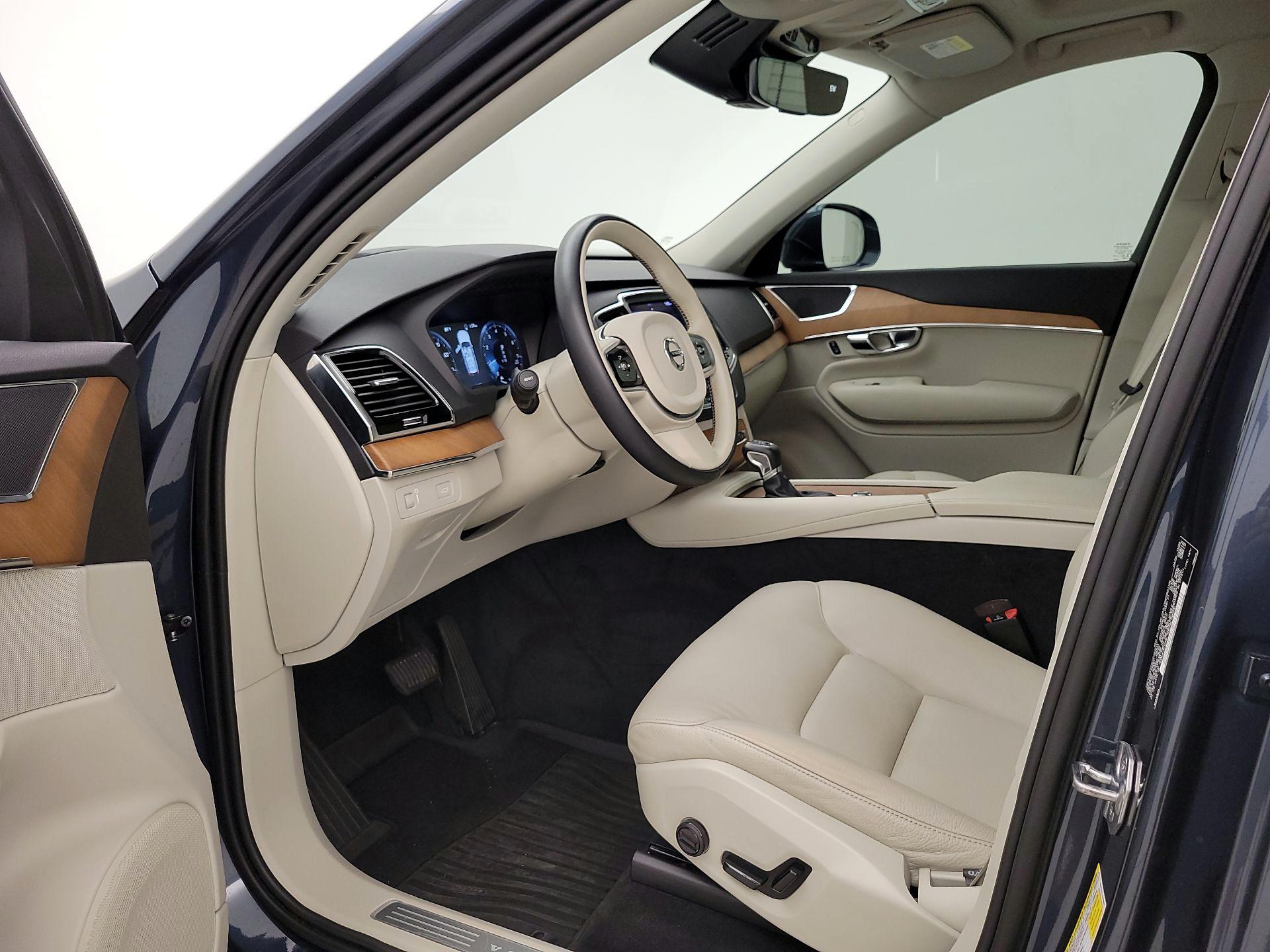 Thumbnail: 2021 Volvo XC90 - 11