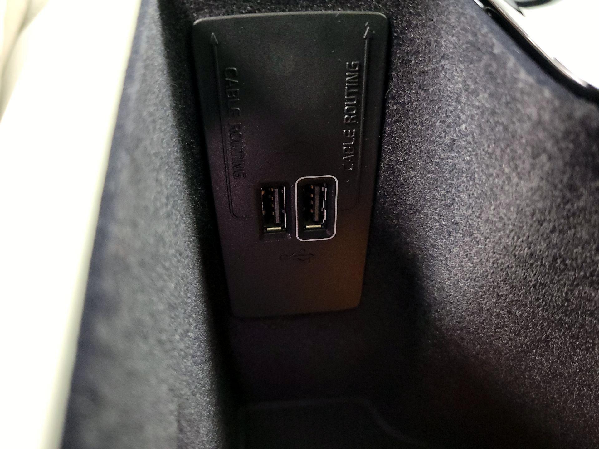 Thumbnail: 2021 Volvo XC90 - 19