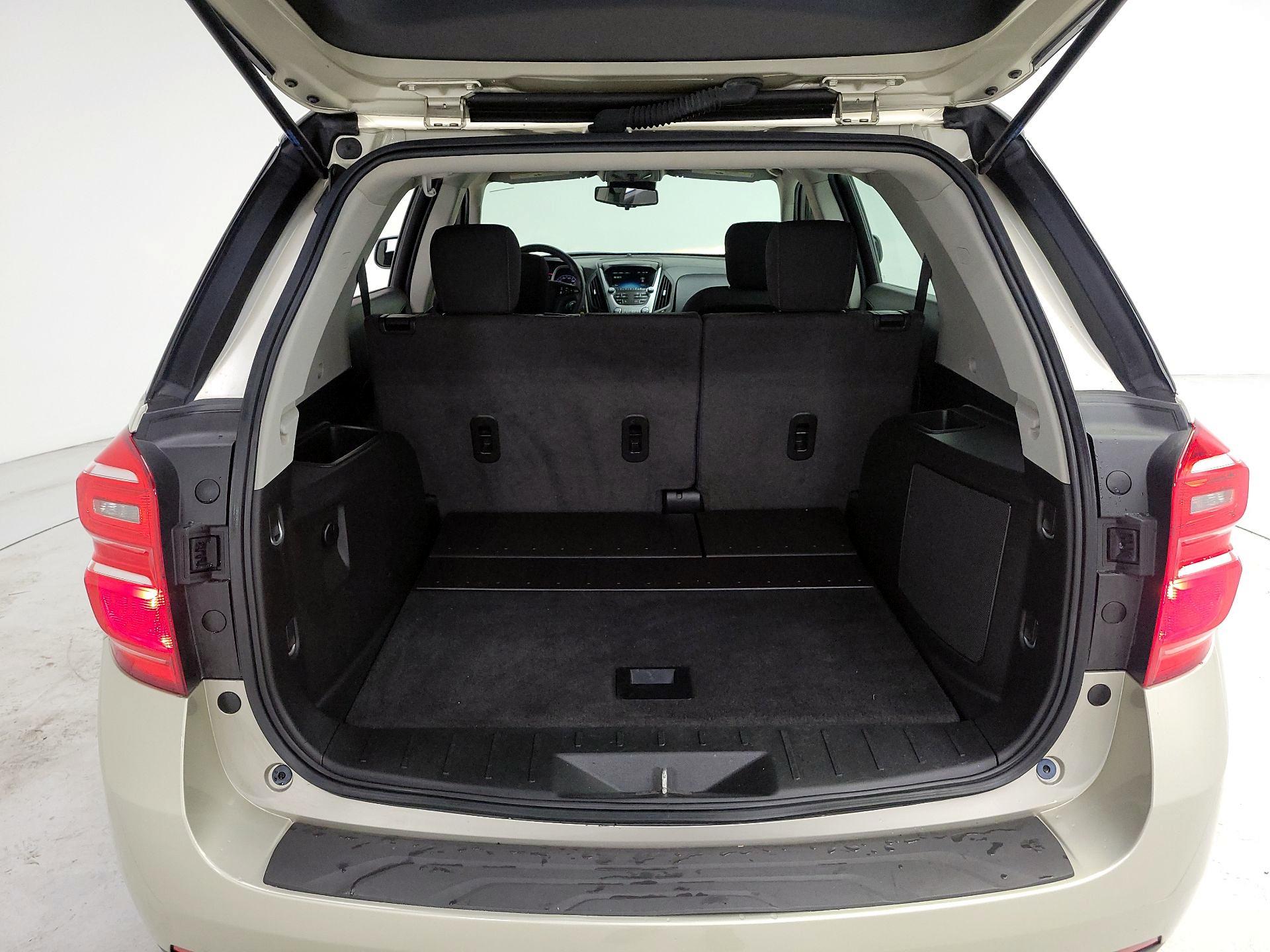 Thumbnail: 2016 Chevrolet Equinox - 19