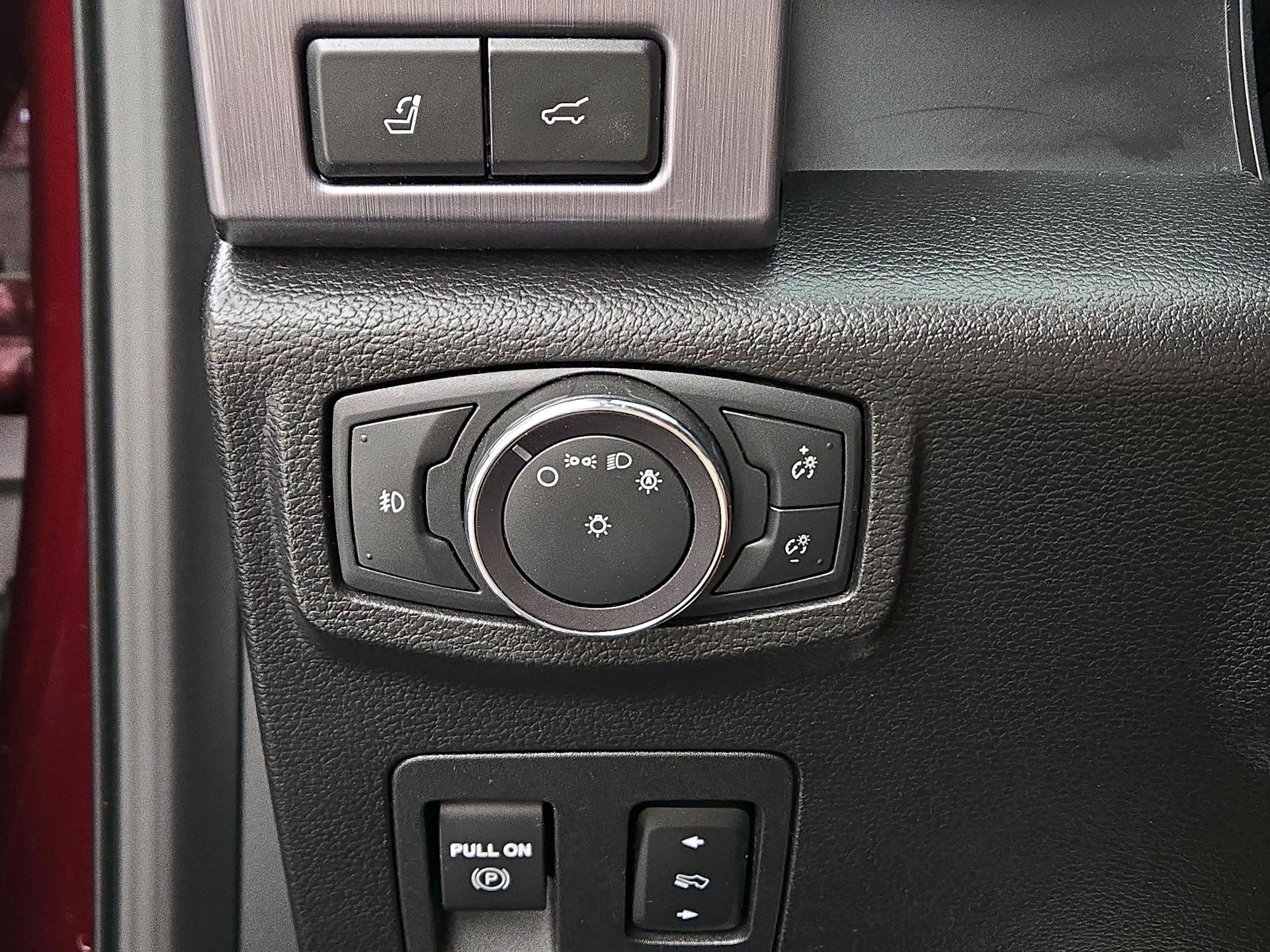 Thumbnail: 2021 Ford Expedition - 13