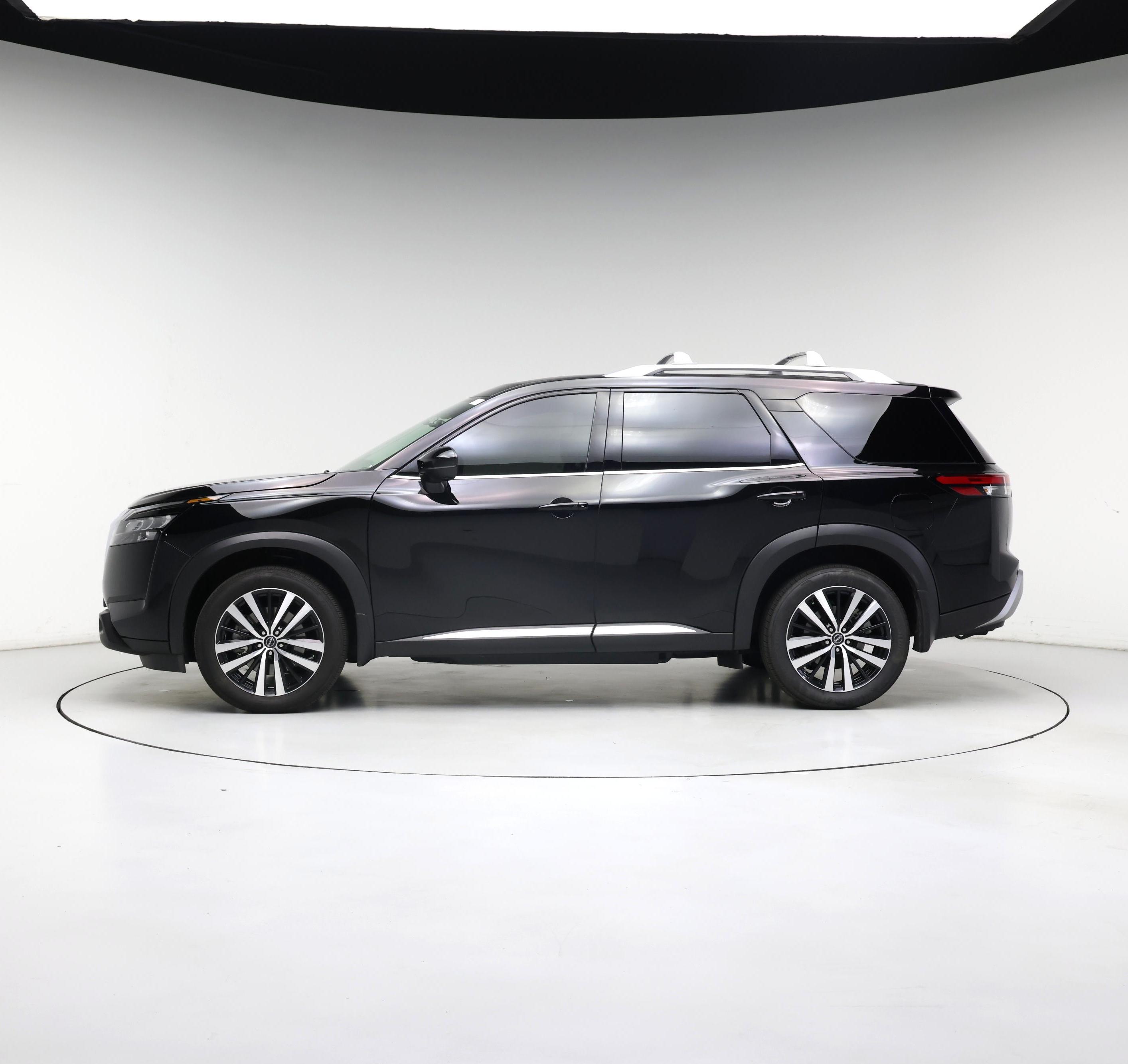 Thumbnail: 2025 Nissan Pathfinder - 3