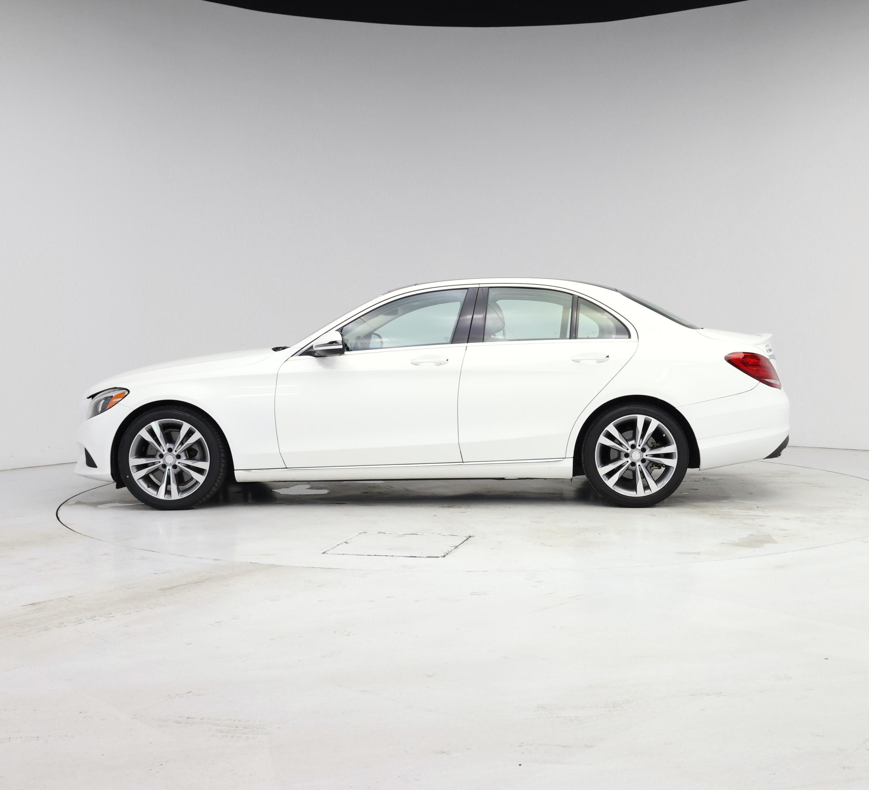 Thumbnail: 2016 Mercedes-Benz C-Class - 3