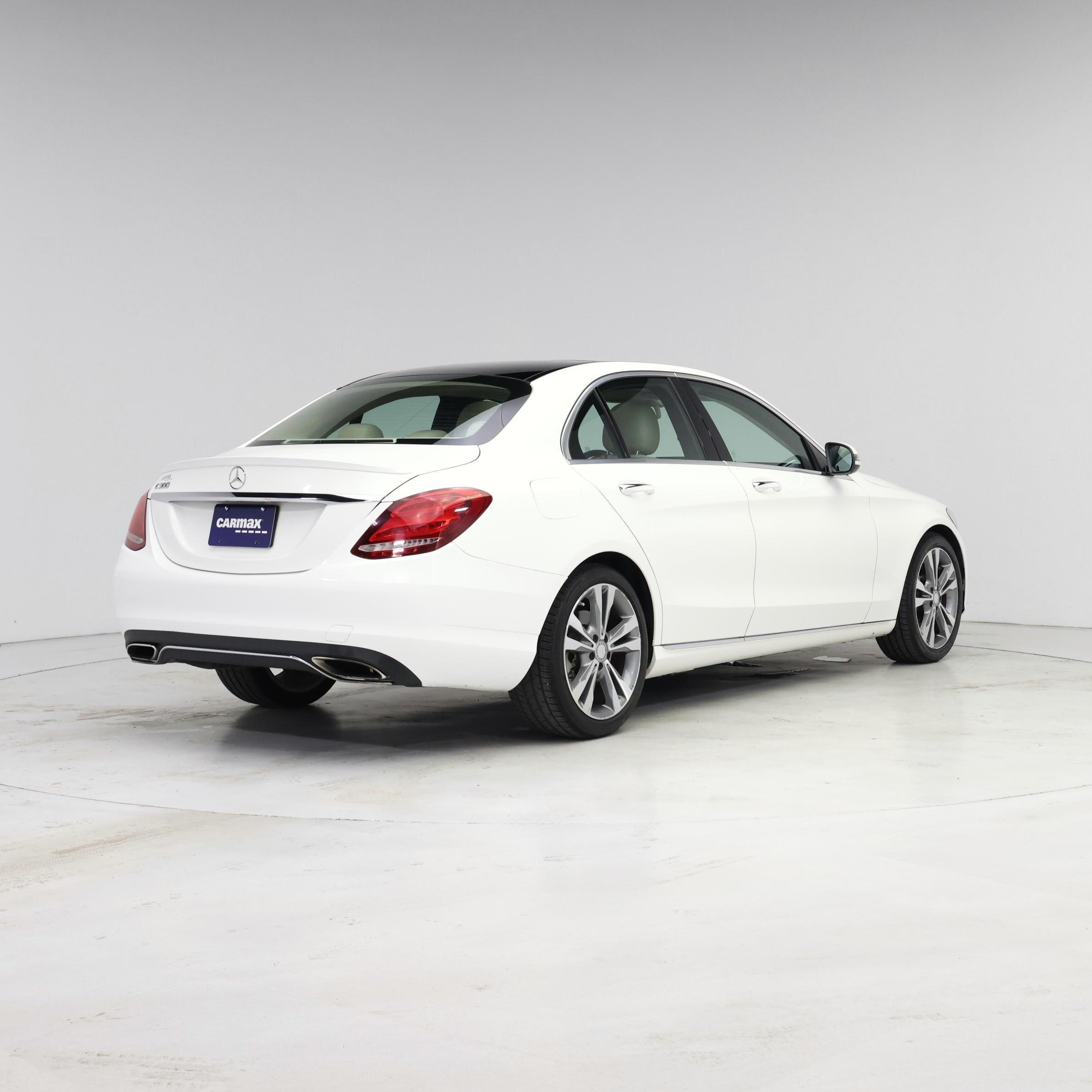 Thumbnail: 2016 Mercedes-Benz C-Class - 8