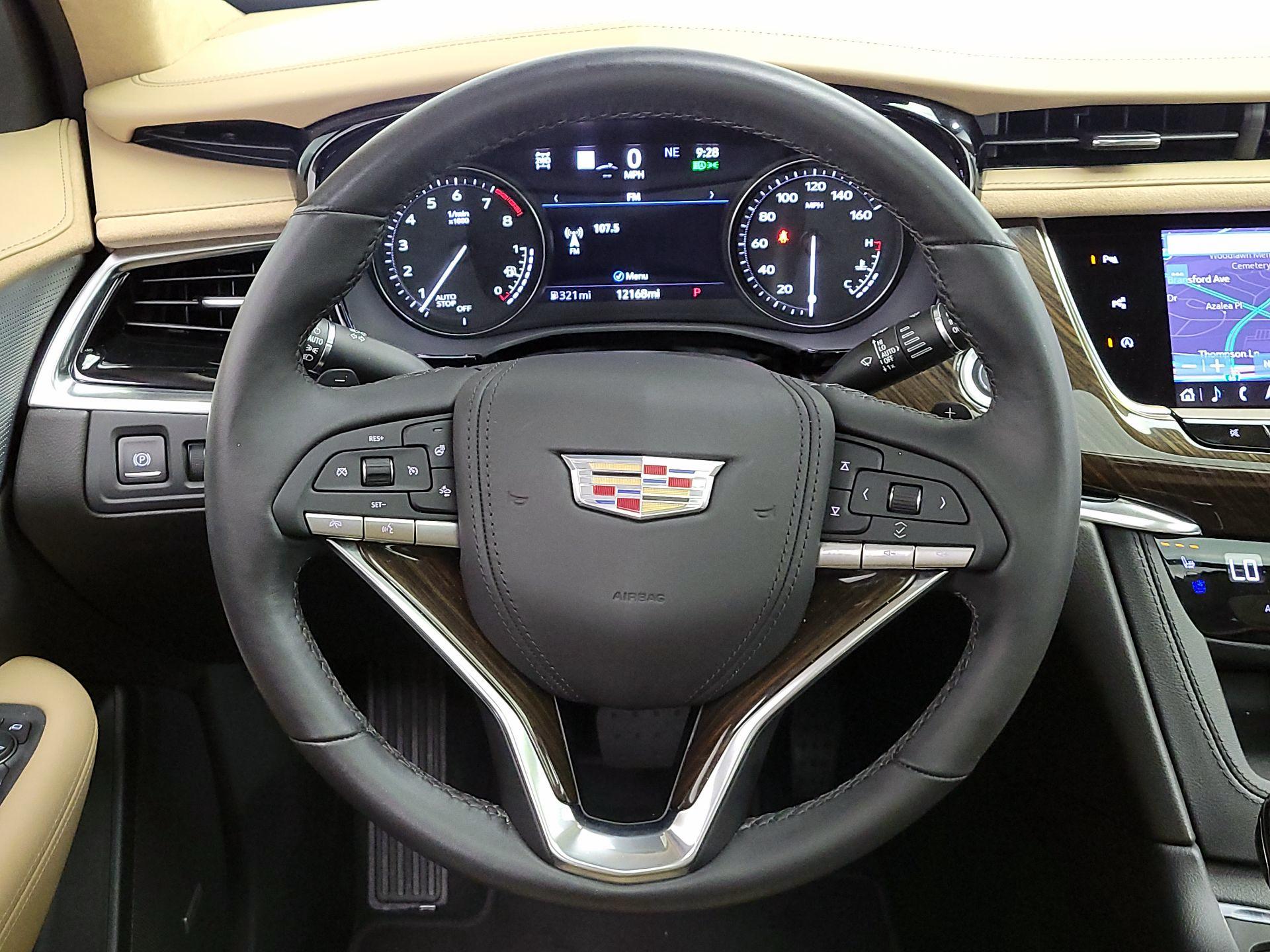 Thumbnail: 2023 Cadillac XT6 - 10