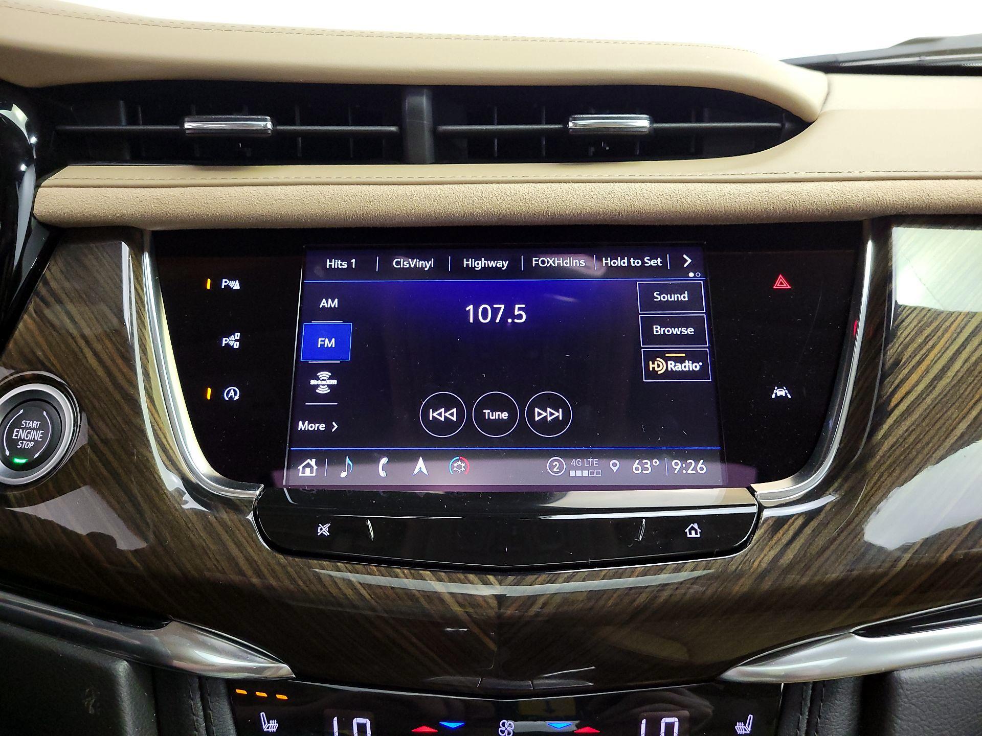 Thumbnail: 2023 Cadillac XT6 - 16