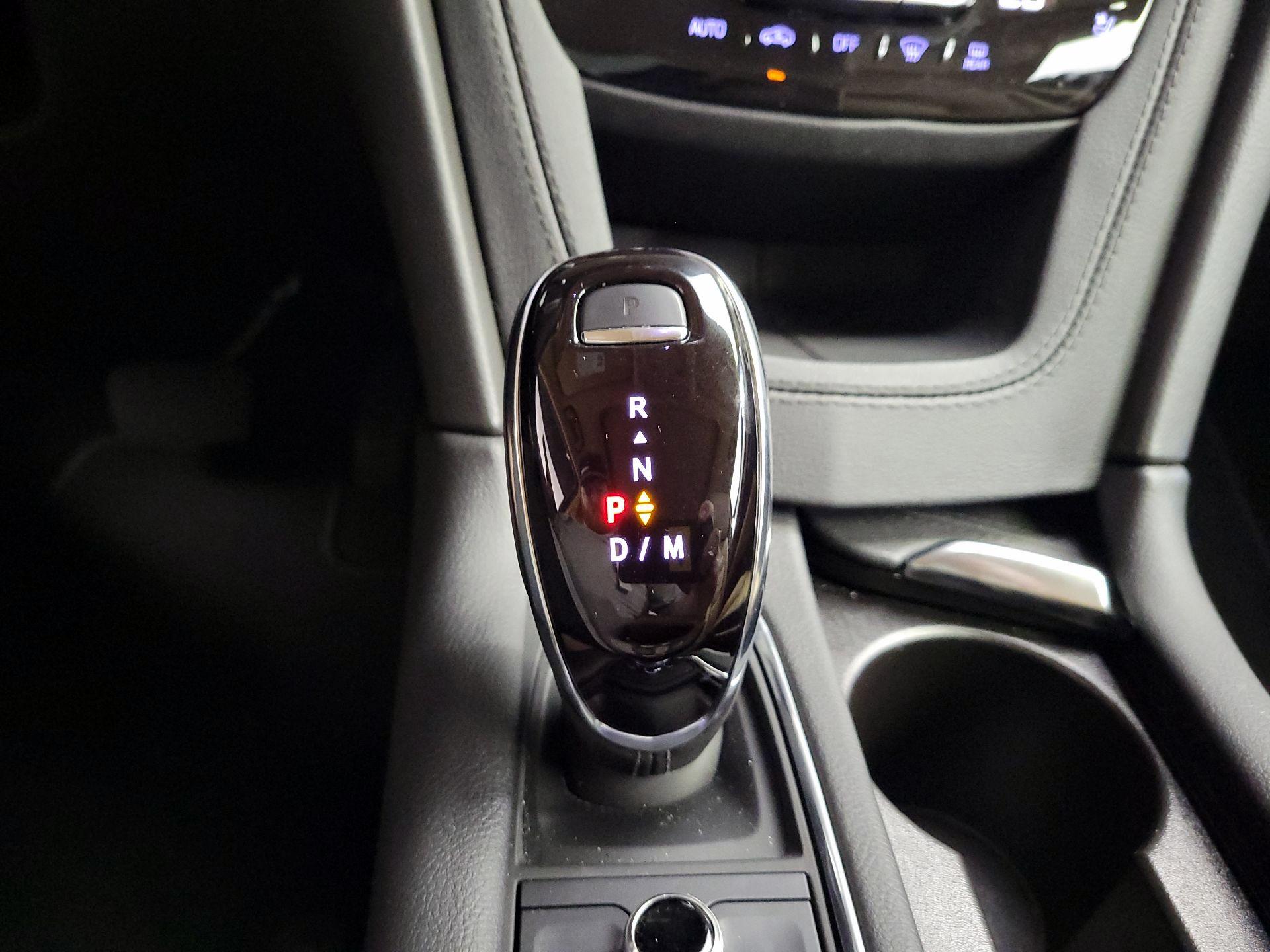 Thumbnail: 2023 Cadillac XT6 - 18