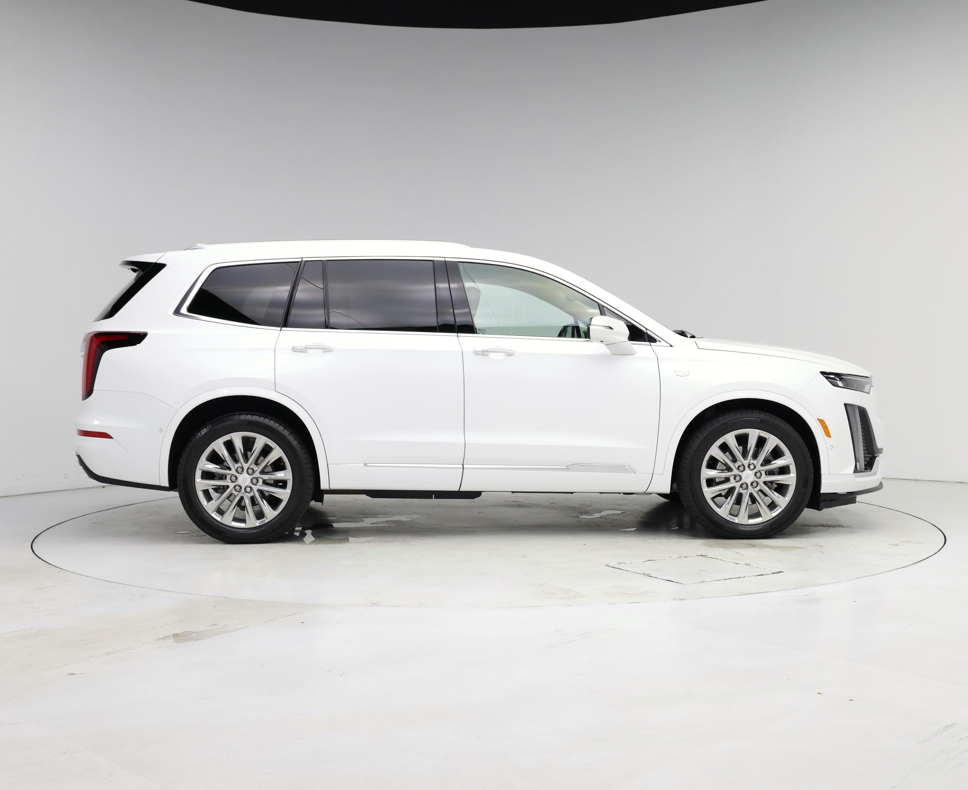 Thumbnail: 2023 Cadillac XT6 - 7