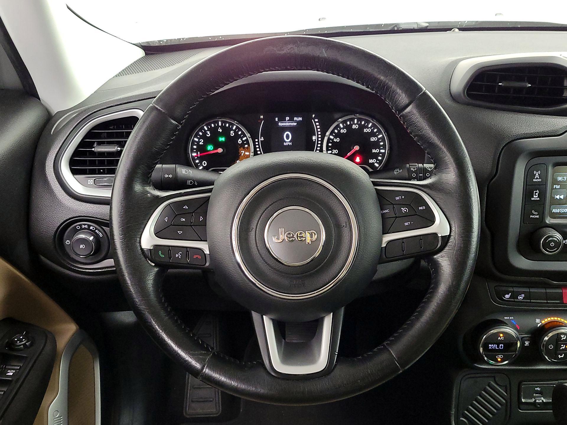 Thumbnail: 2015 Jeep Renegade - 10