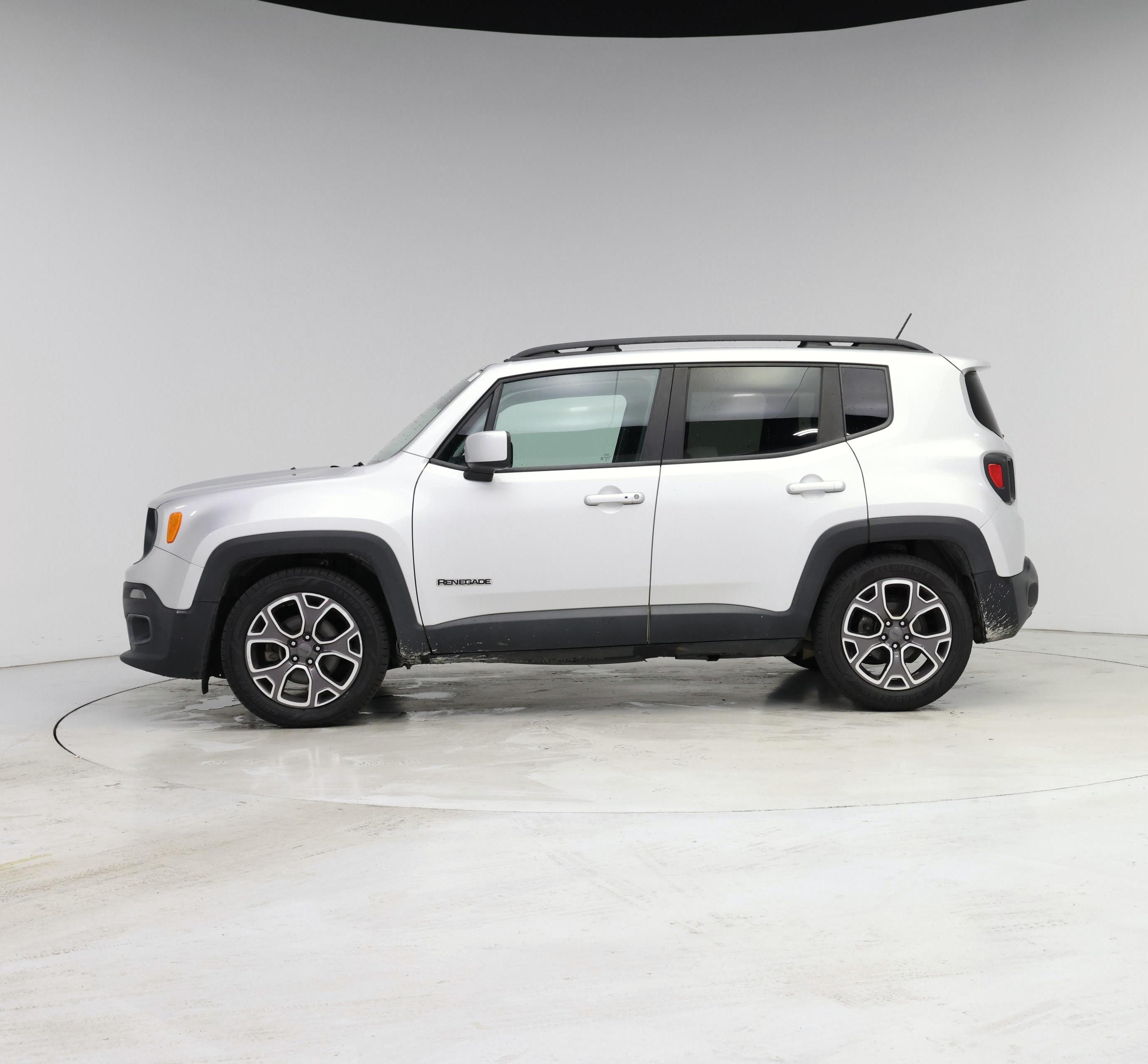 Thumbnail: 2015 Jeep Renegade - 3