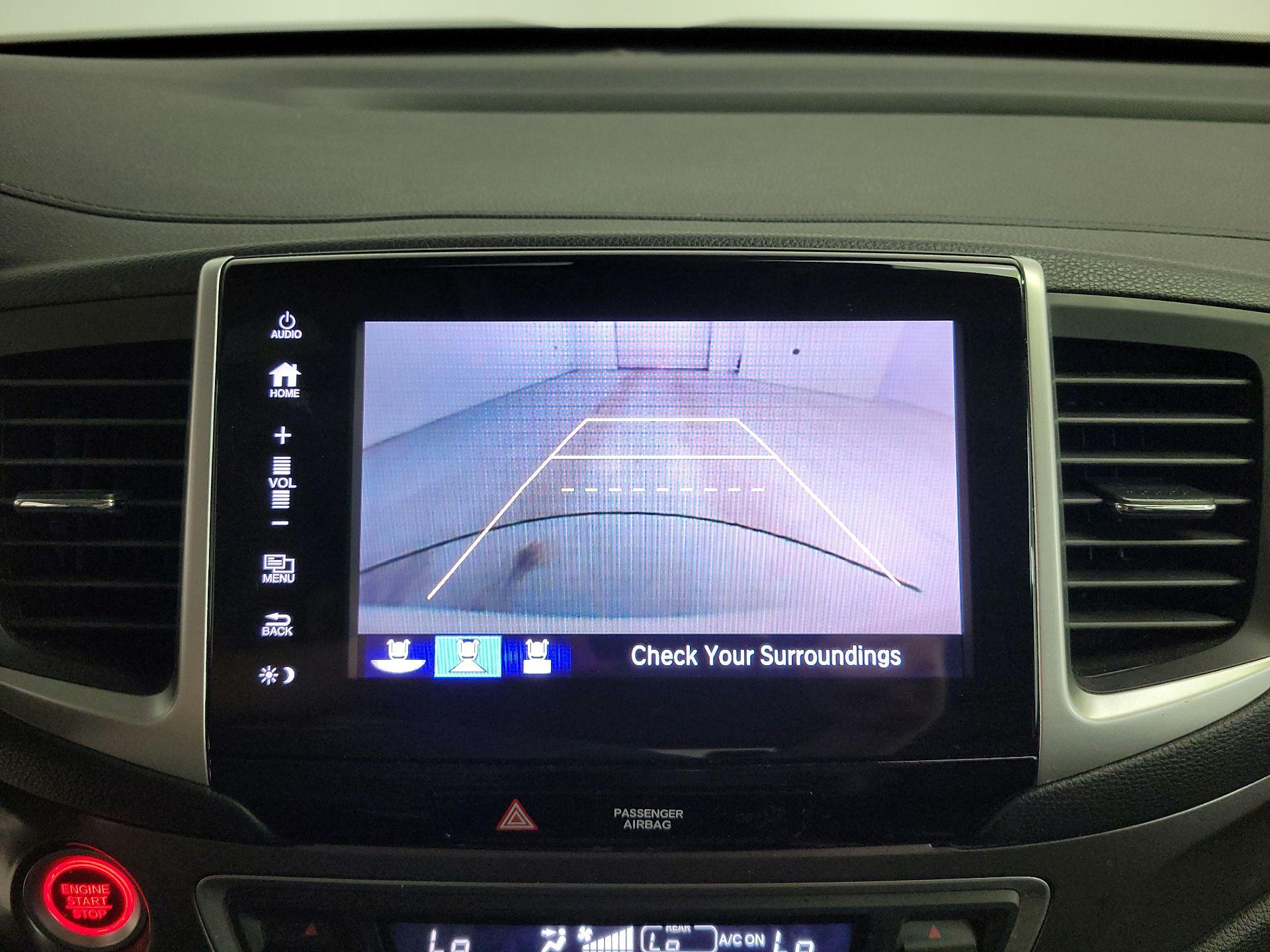 Thumbnail: 2018 Honda Pilot - 14