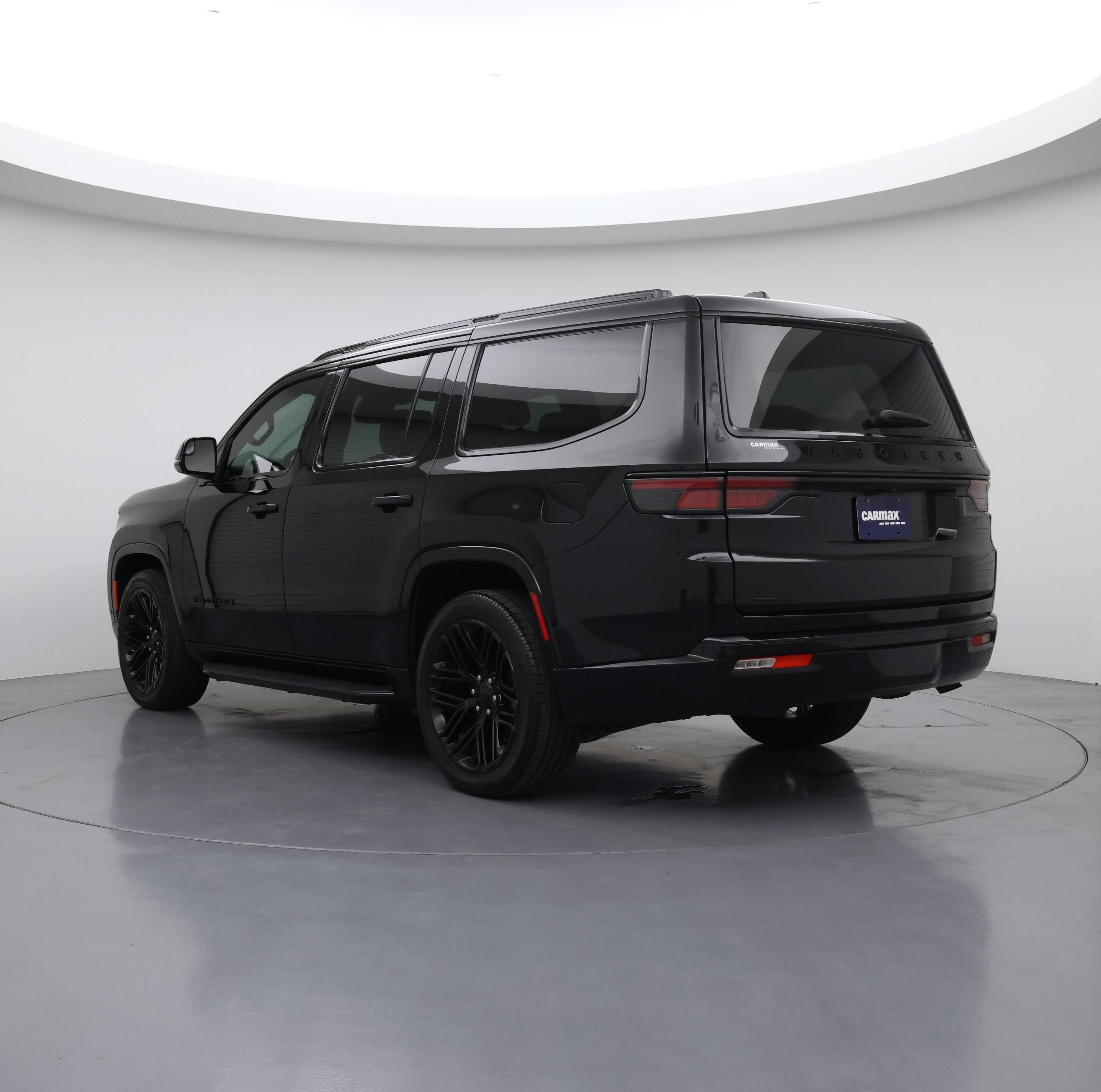 Thumbnail: 2023 Jeep Wagoneer - 2