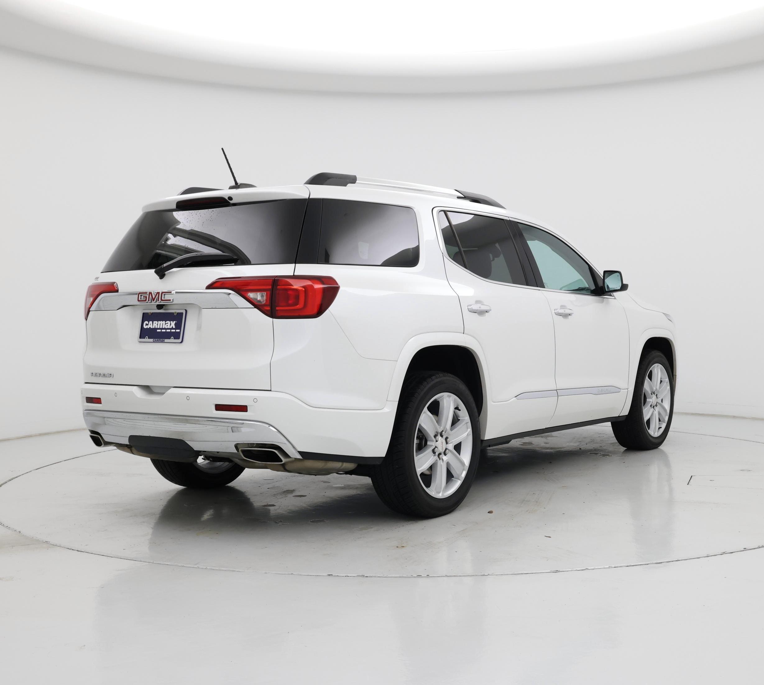 Thumbnail: 2017 GMC Acadia - 8