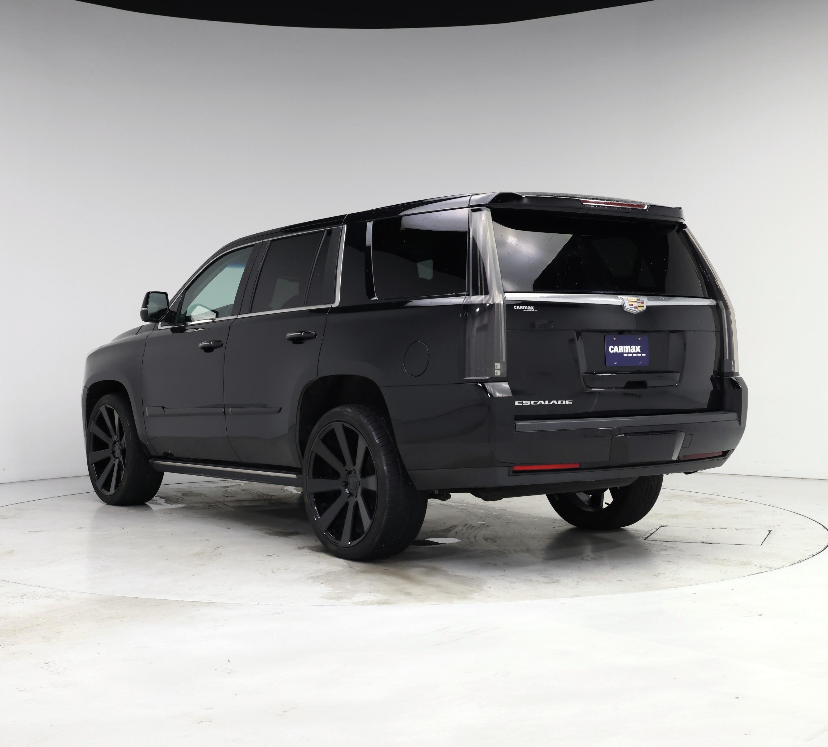Thumbnail: 2016 Cadillac Escalade - 2