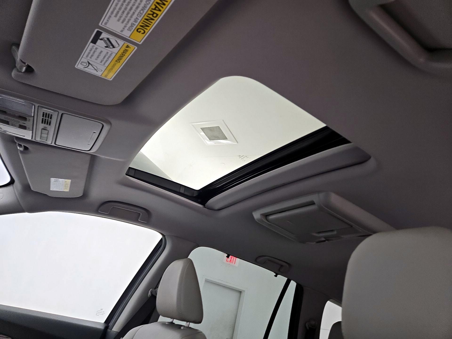 Thumbnail: 2017 Honda Pilot - 20