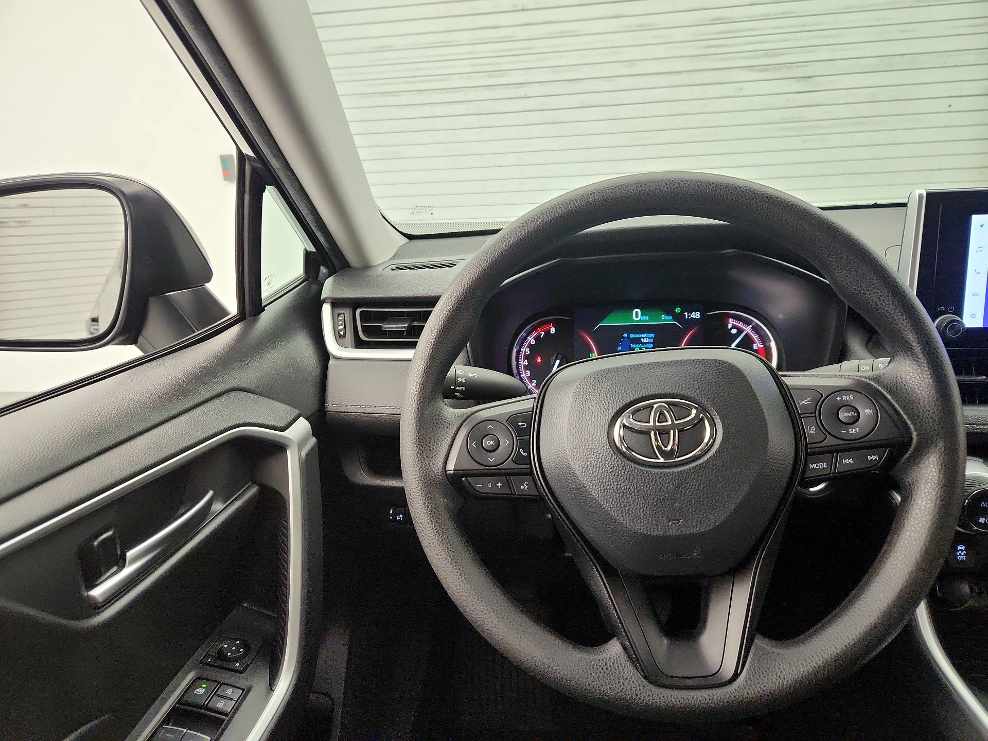 Thumbnail: 2023 Toyota RAV4 - 10