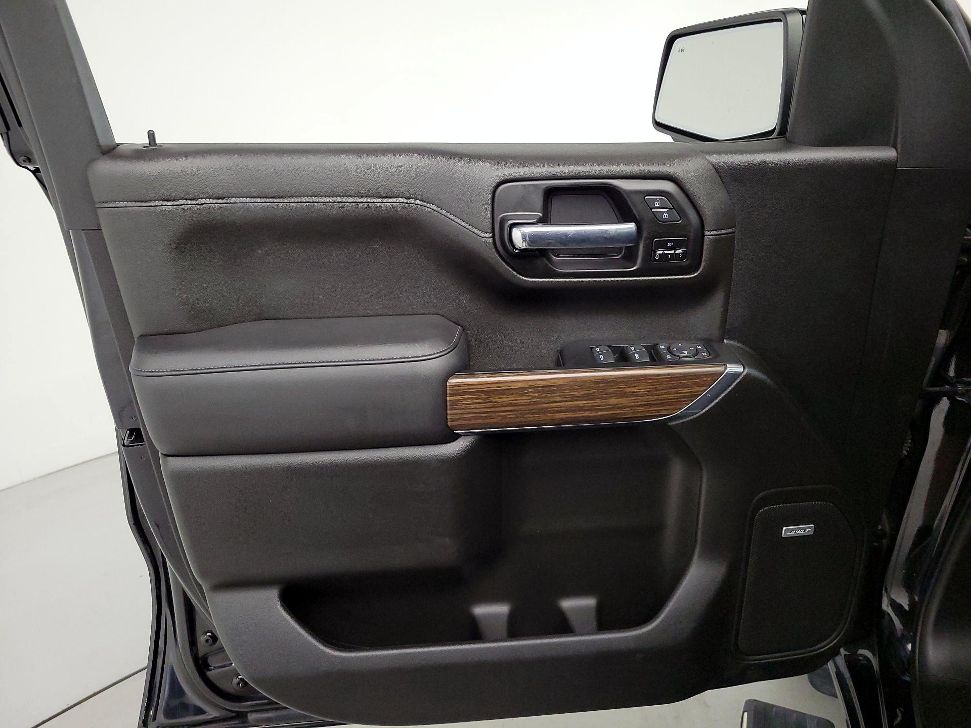 Thumbnail: 2022 Chevrolet Silverado 1500 - 12