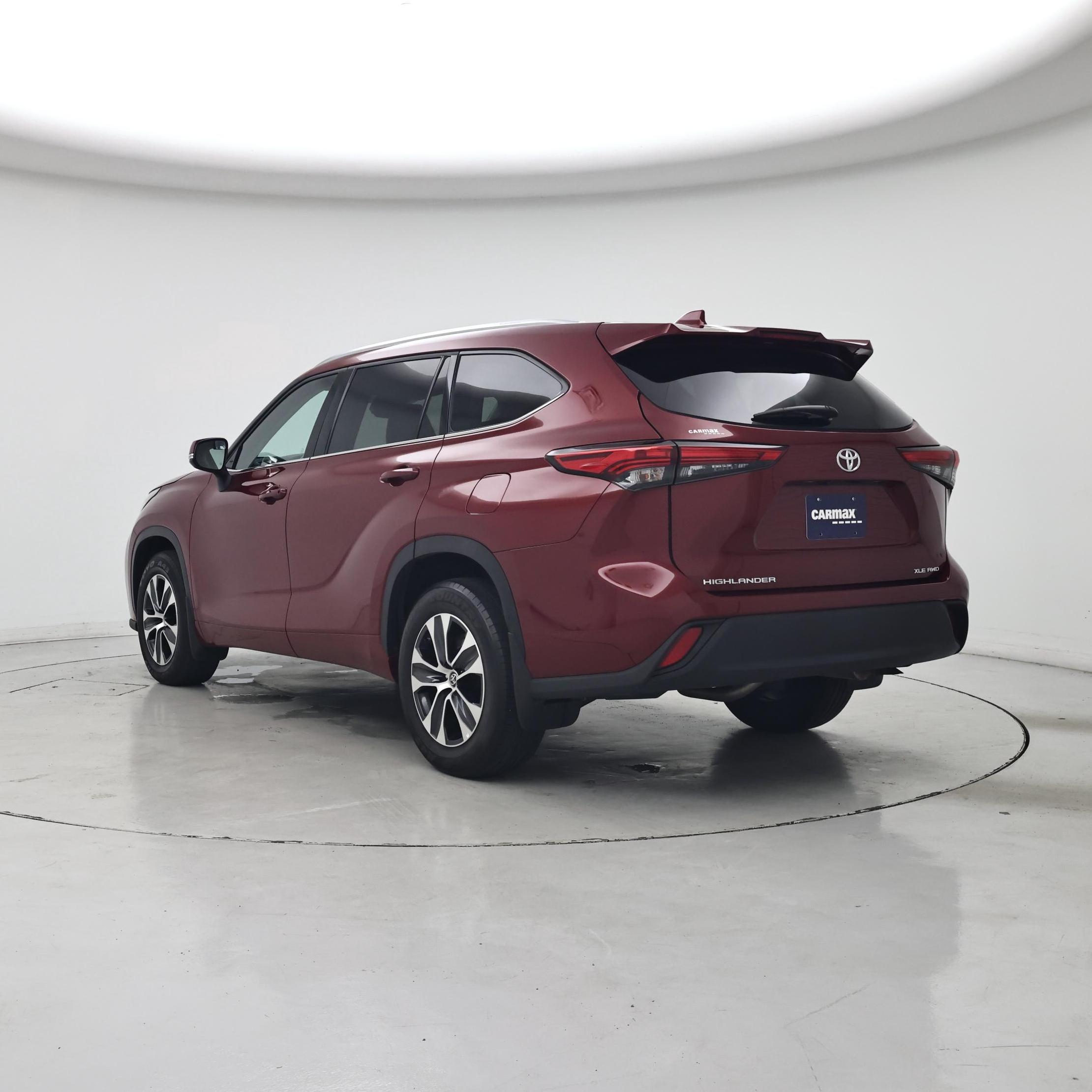 Thumbnail: 2021 Toyota Highlander - 2