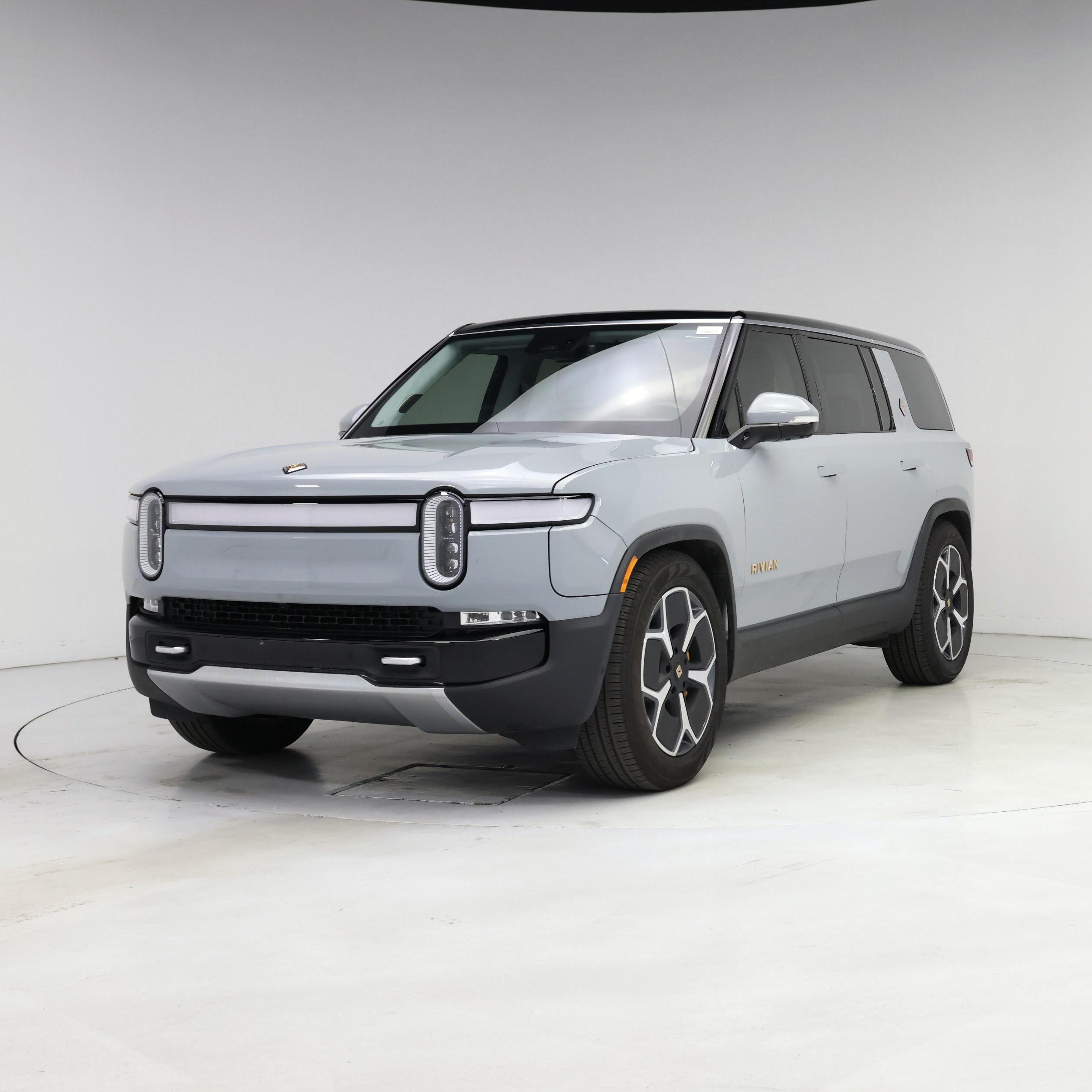 Thumbnail: 2023 Rivian R1S - 4