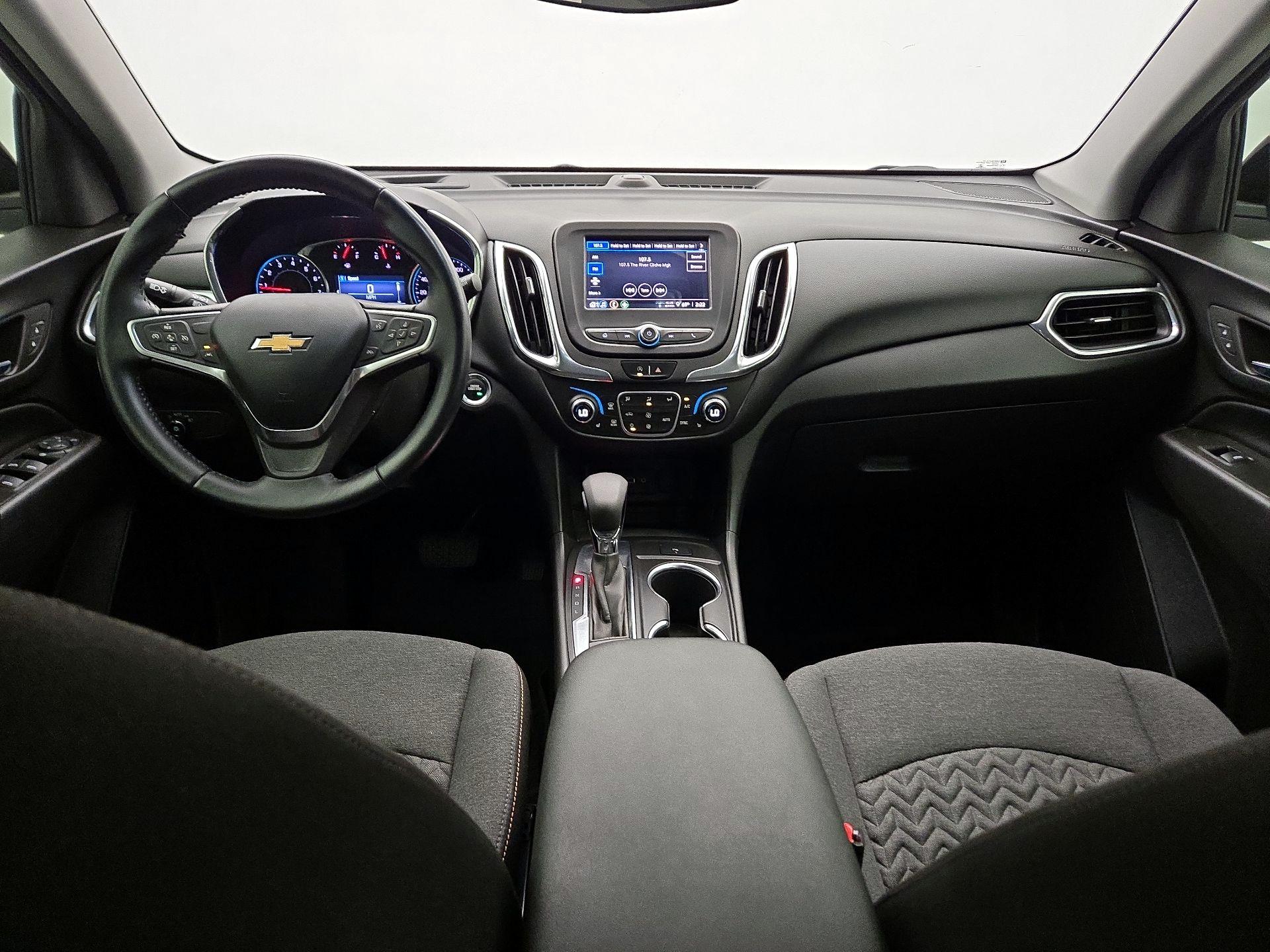 Thumbnail: 2022 Chevrolet Equinox - 9