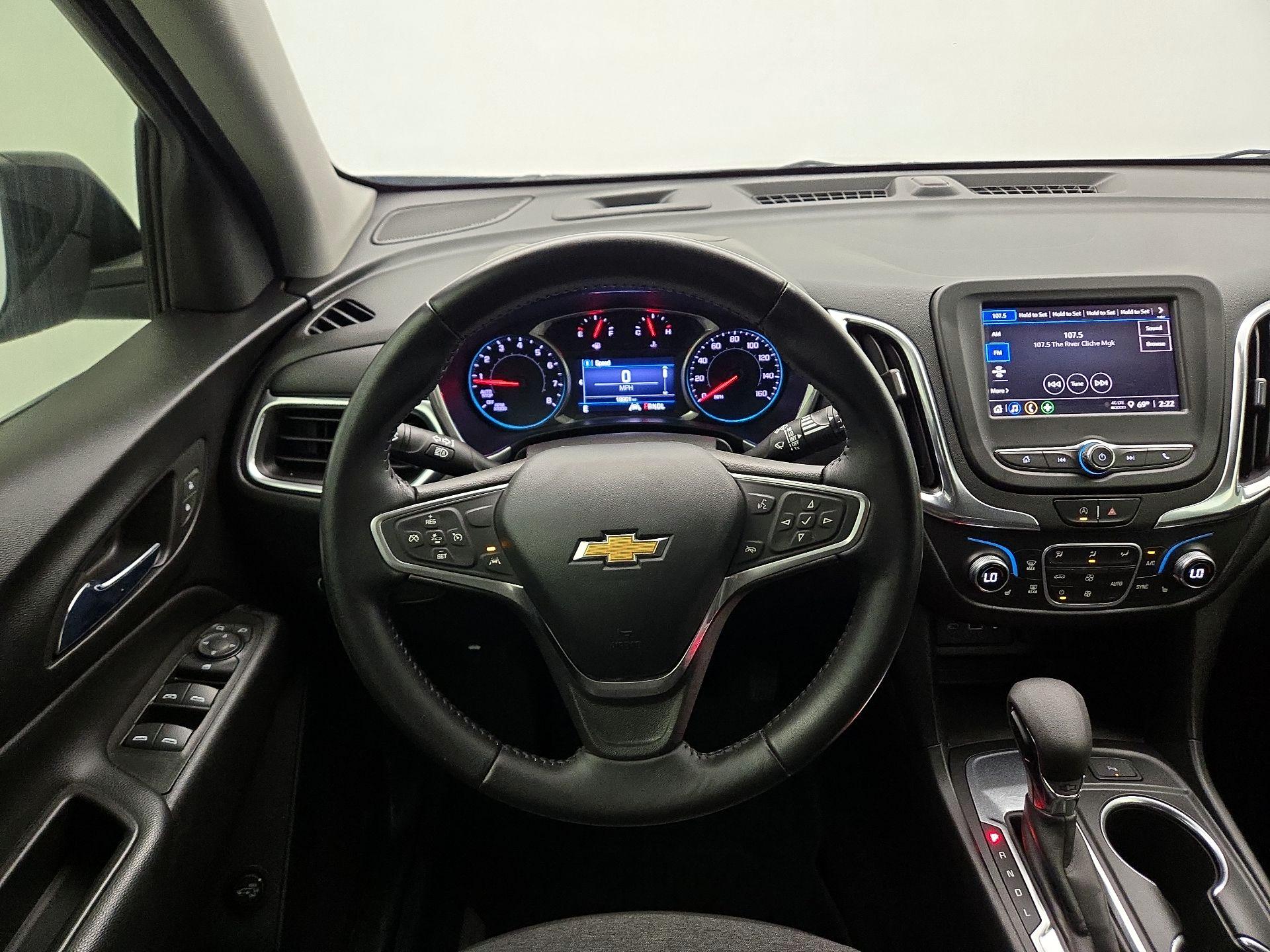 Thumbnail: 2022 Chevrolet Equinox - 10
