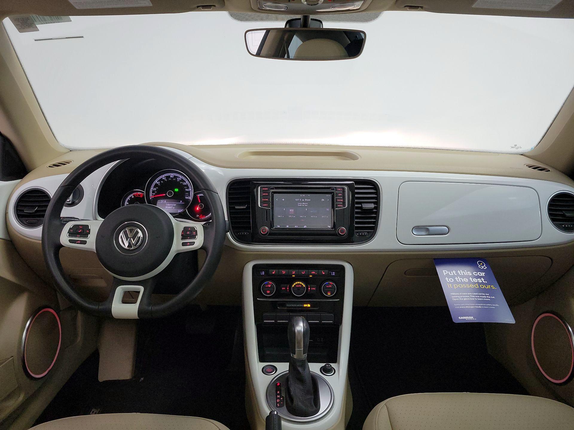 Thumbnail: 2019 Volkswagen Beetle - 9