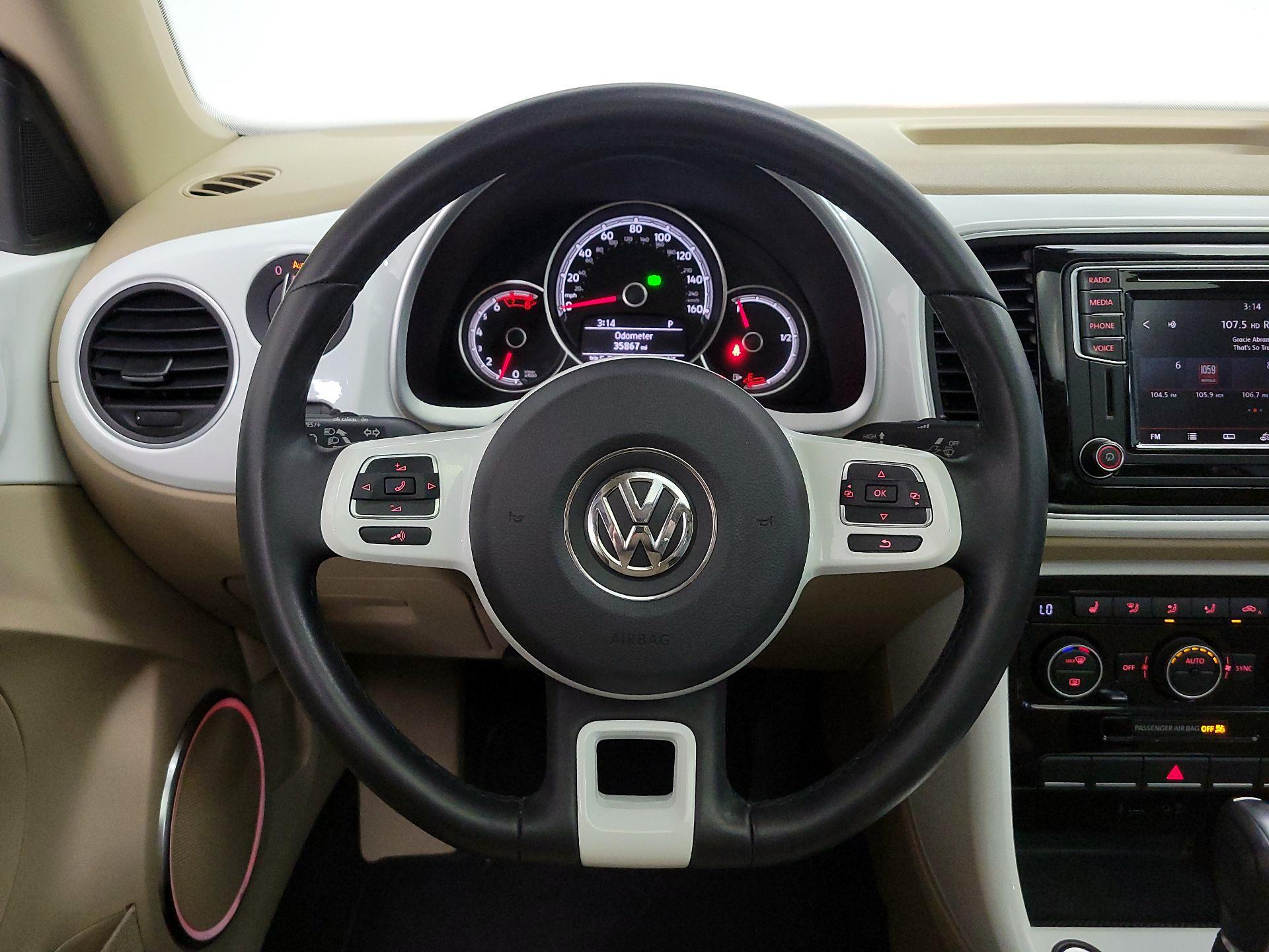 Thumbnail: 2019 Volkswagen Beetle - 10