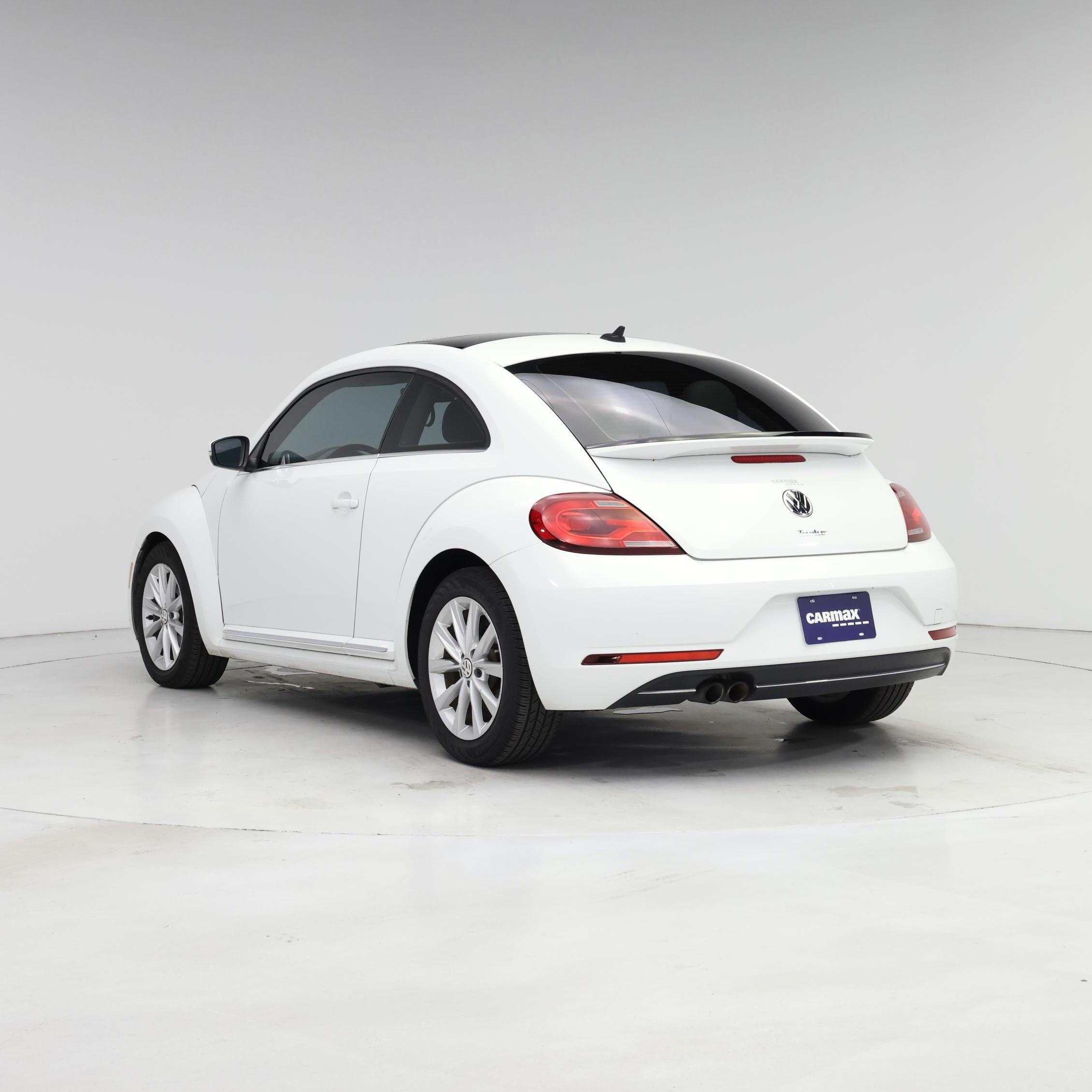 Thumbnail: 2019 Volkswagen Beetle - 2
