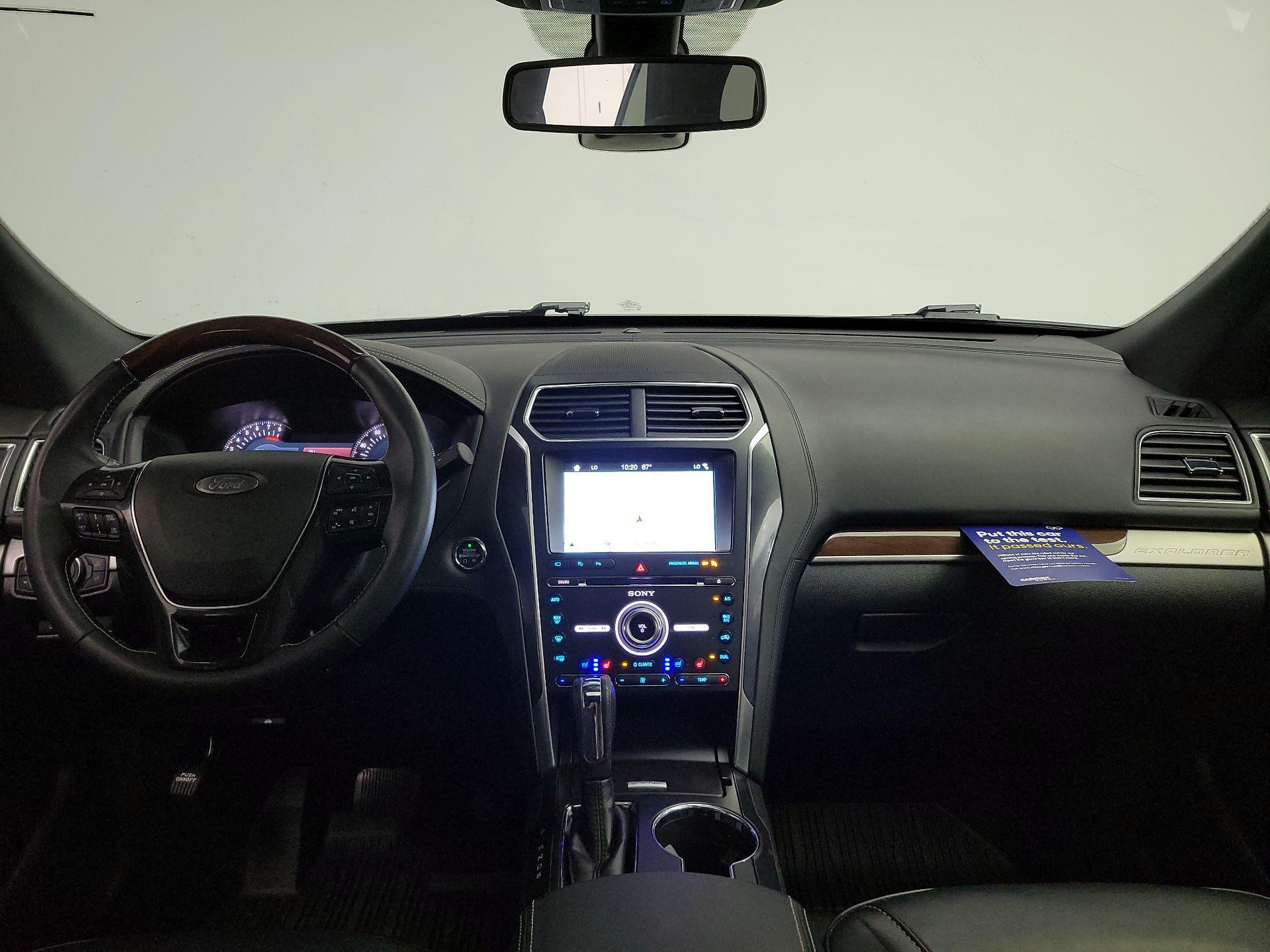 Thumbnail: 2017 Ford Explorer - 9