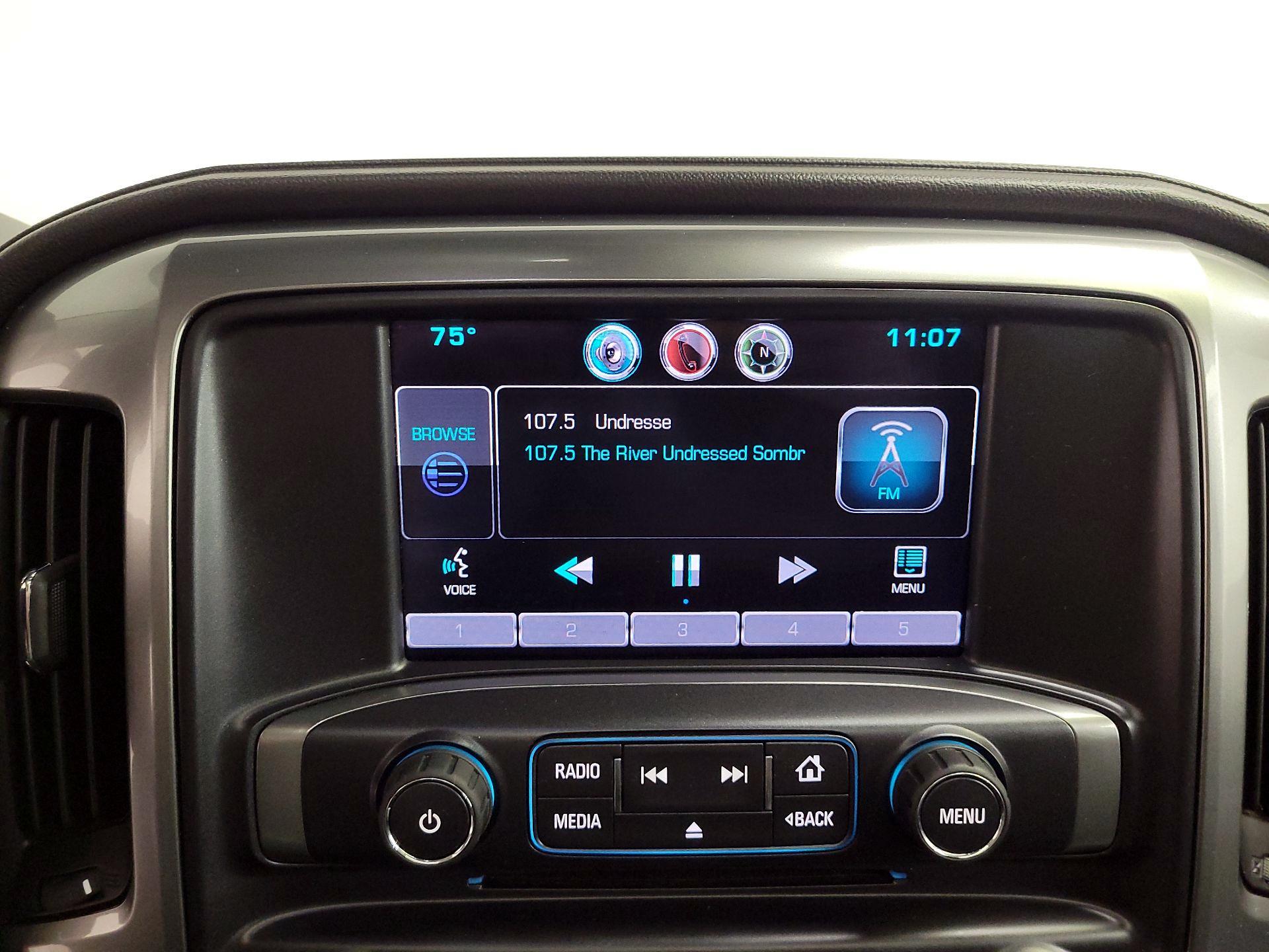 Thumbnail: 2015 Chevrolet Silverado 1500 - 16