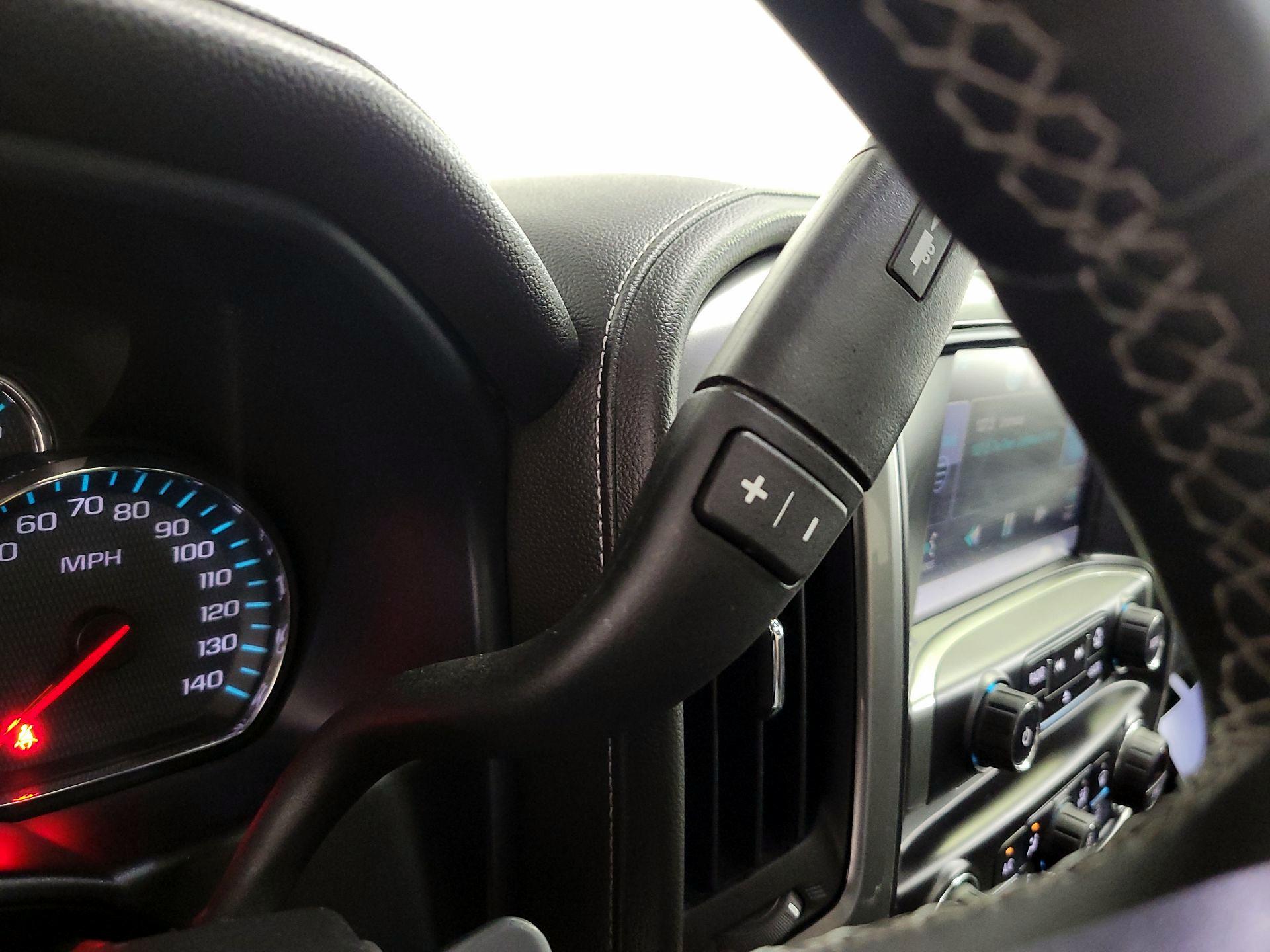 Thumbnail: 2015 Chevrolet Silverado 1500 - 18