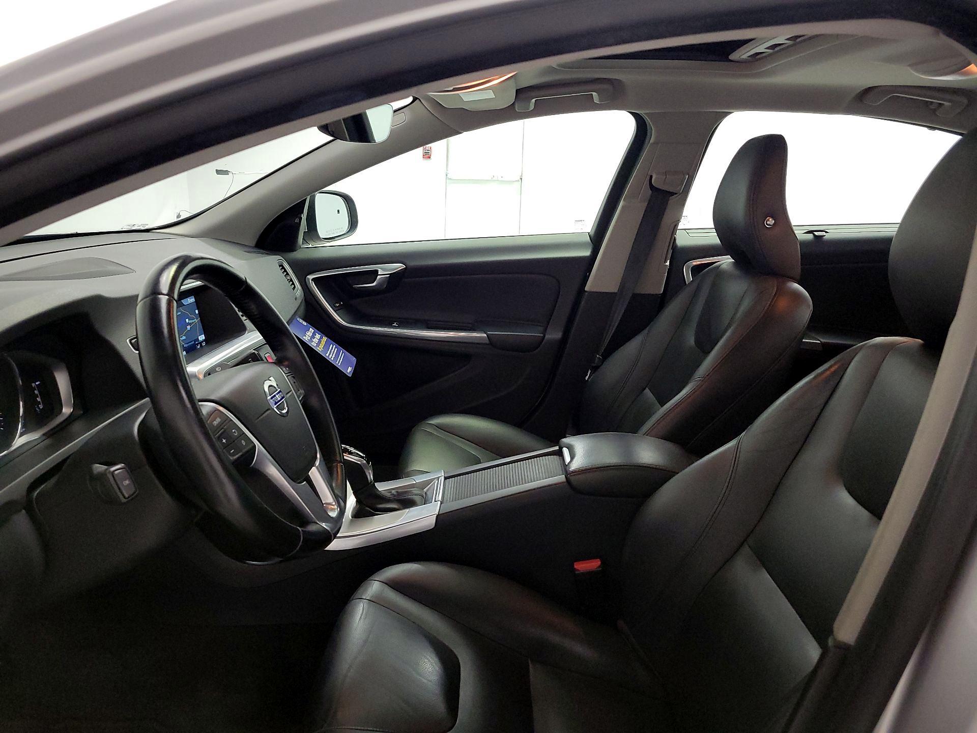 Thumbnail: 2017 Volvo S60 - 11